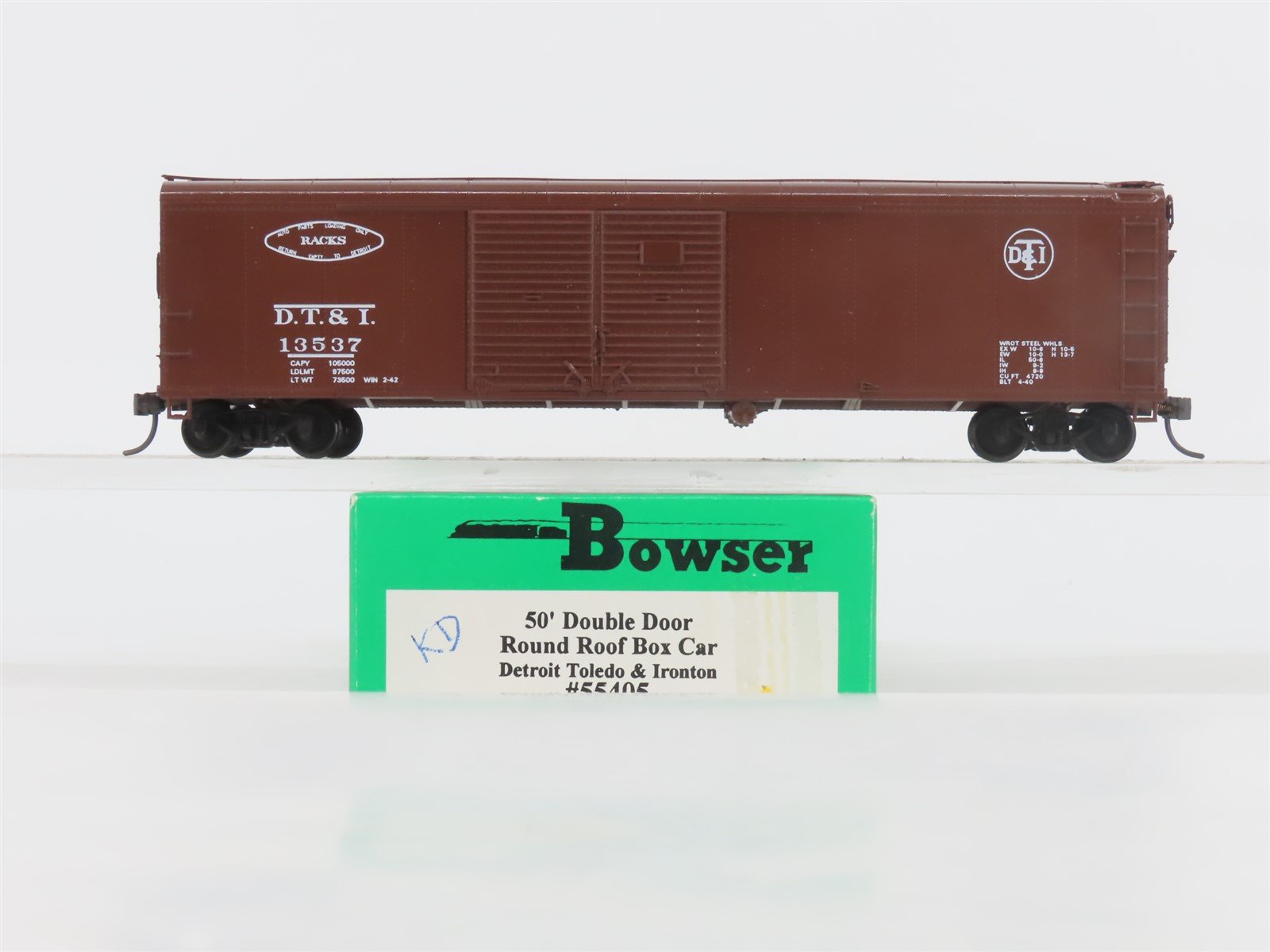 HO Scale Bowser 55405 DTI Detroit Toledo & Ironton 50' Round Roof Box Car #13537