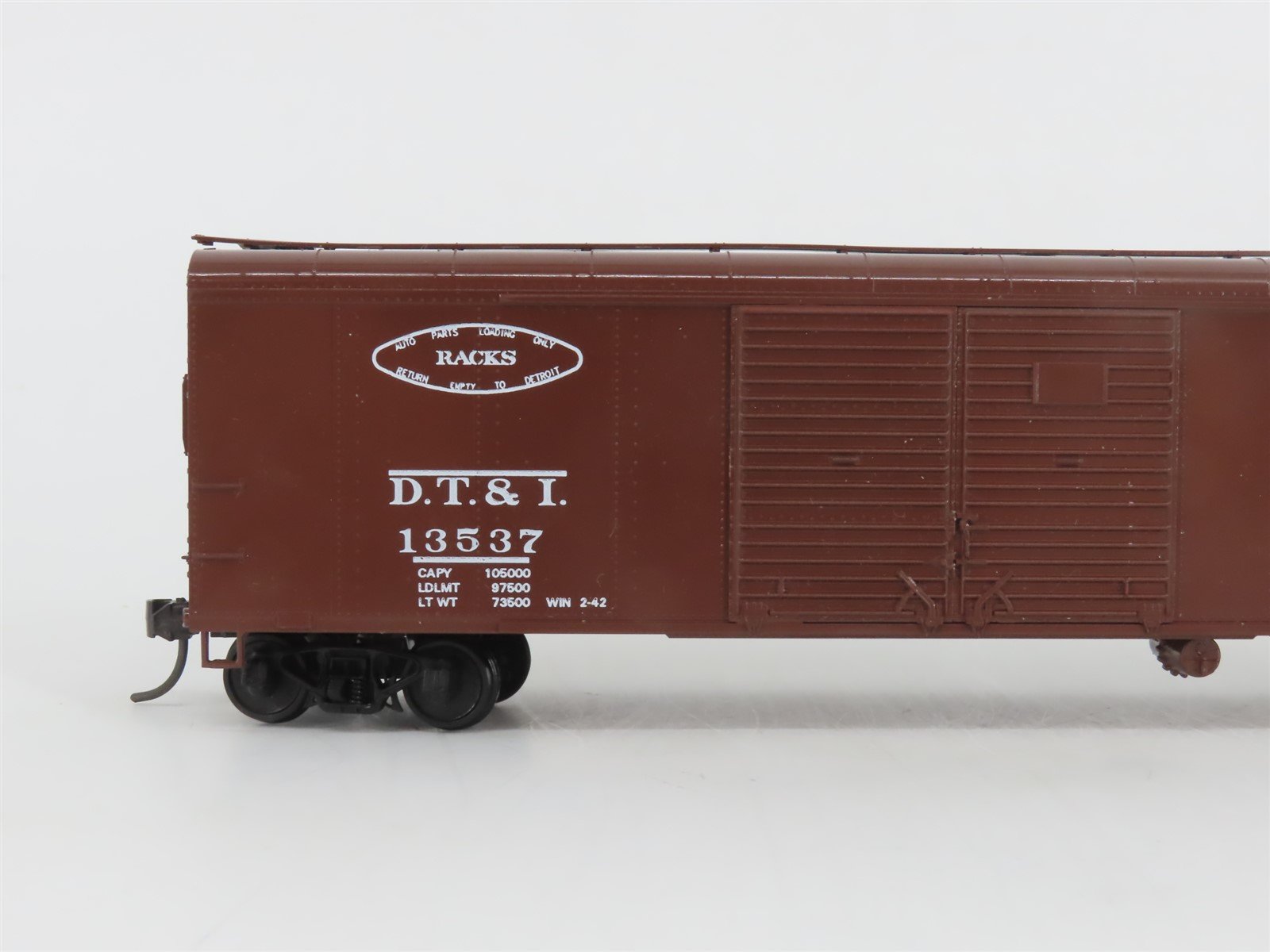 HO Scale Bowser 55405 DTI Detroit Toledo & Ironton 50' Round Roof Box Car #13537
