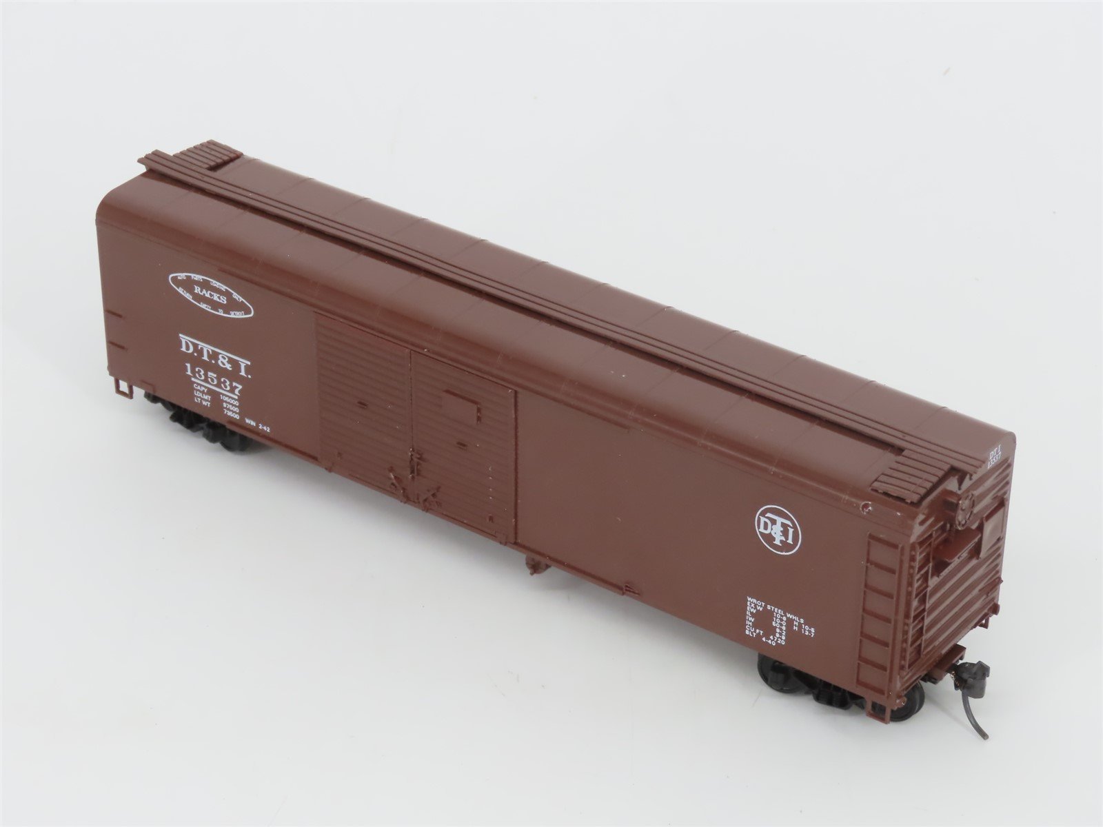 HO Scale Bowser 55405 DTI Detroit Toledo & Ironton 50' Round Roof Box Car #13537