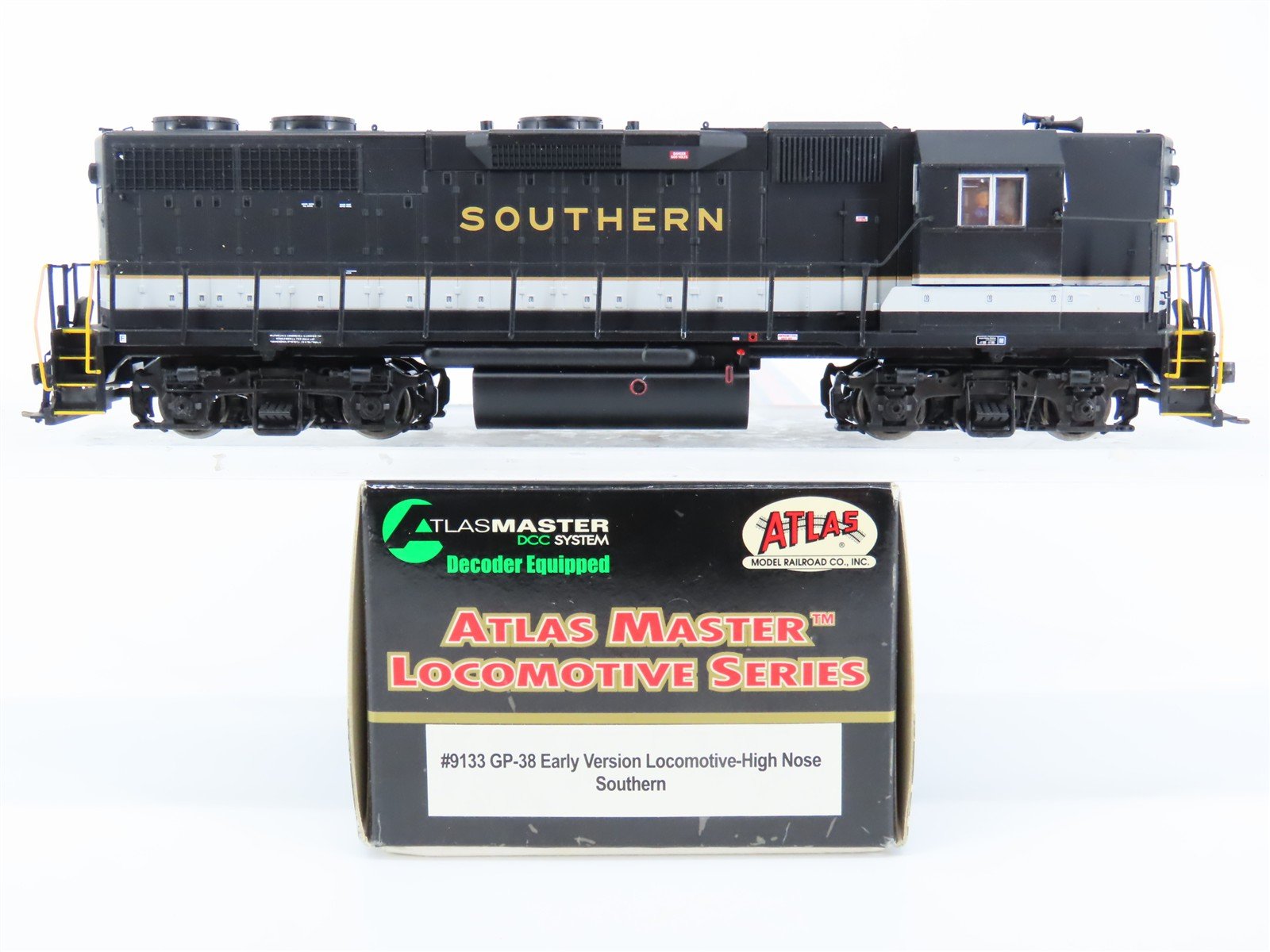 HO Atlas Master 9133 SOU Southern EMD GP38 Early High Nose Diesel No# w/ DCC