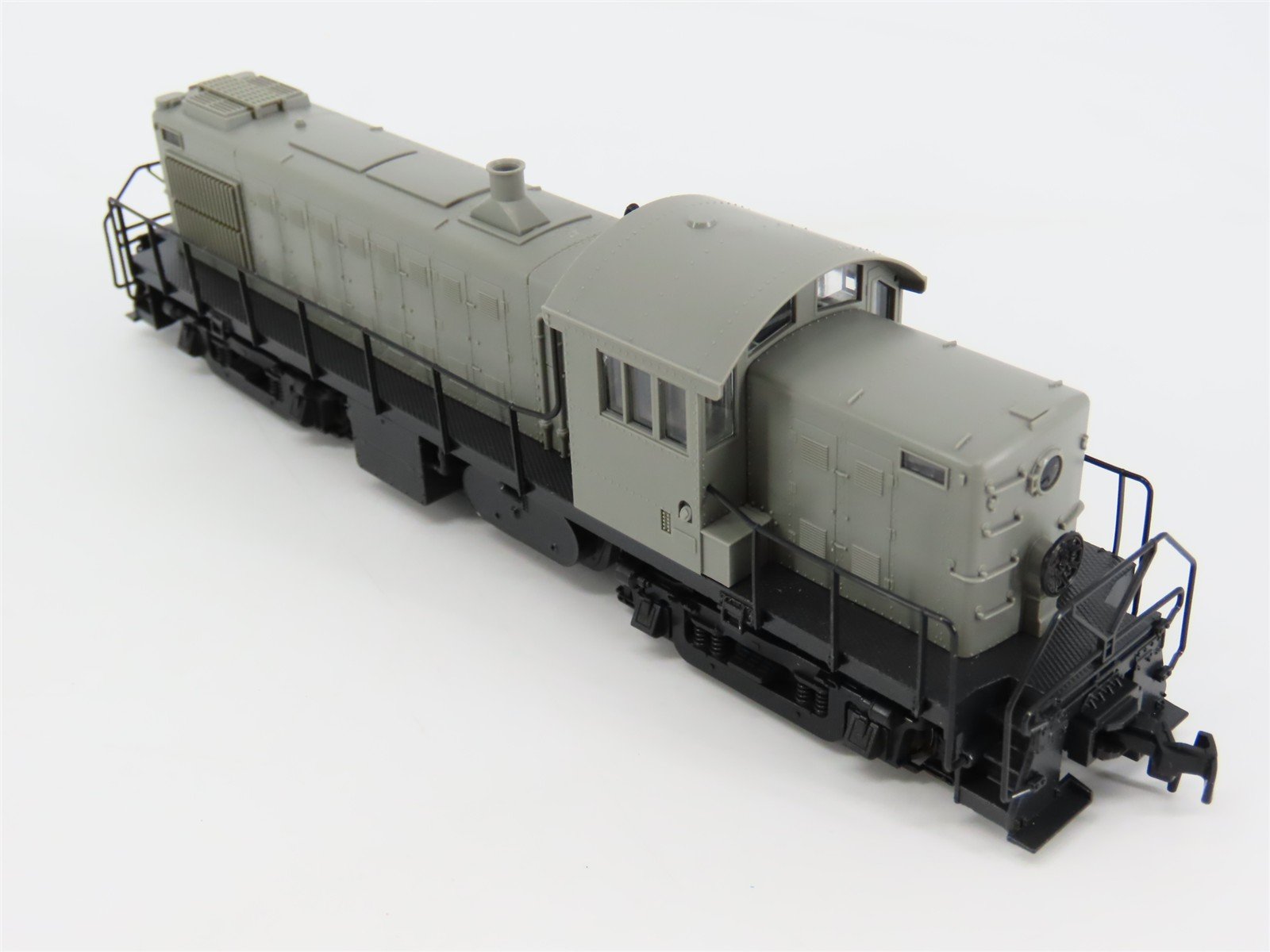 HO Scale Atlas/KATO 8100 Undecorated ALCO RS-1 Diesel Locomotive