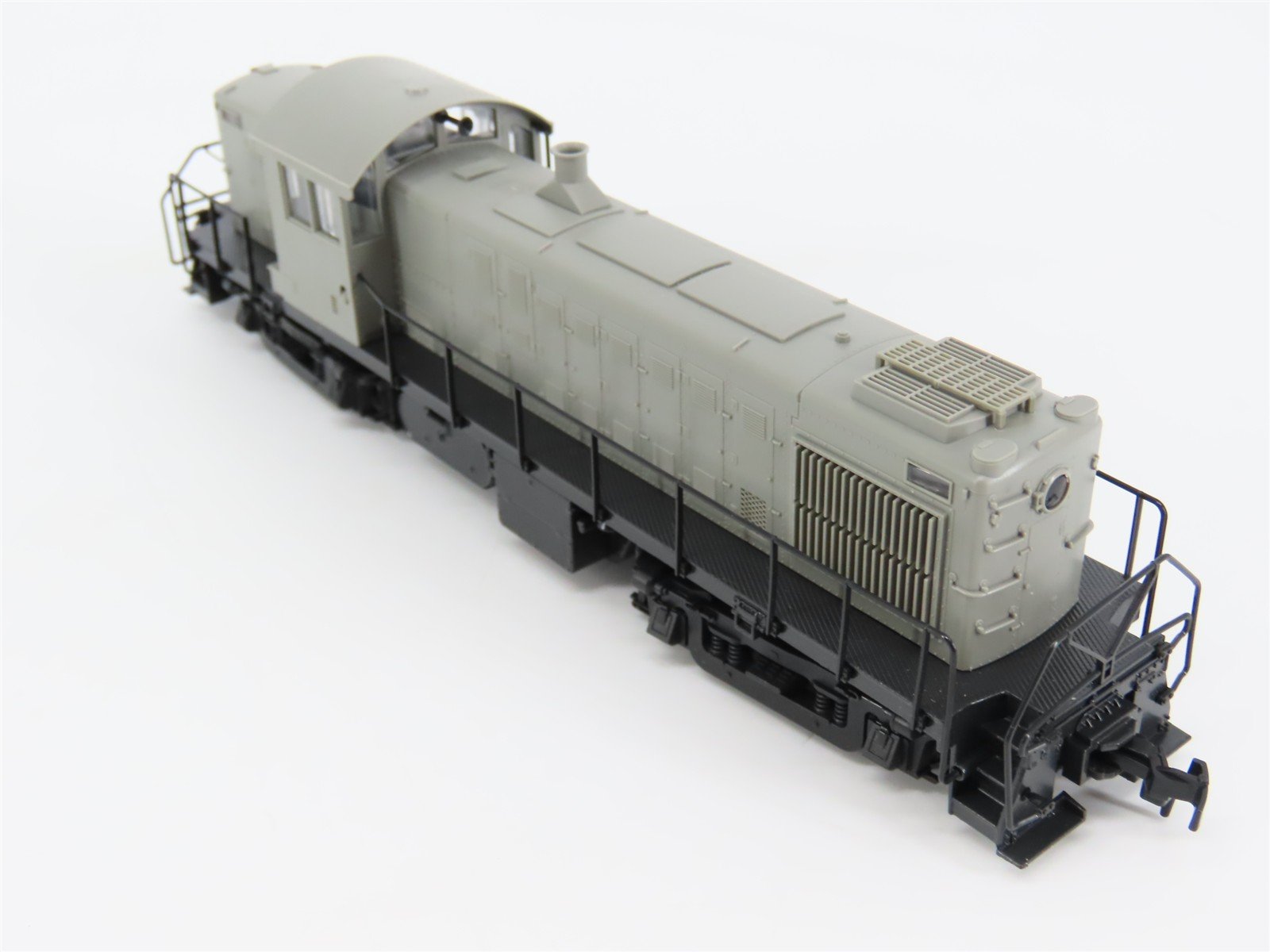 HO Scale Atlas/KATO 8100 Undecorated ALCO RS-1 Diesel Locomotive