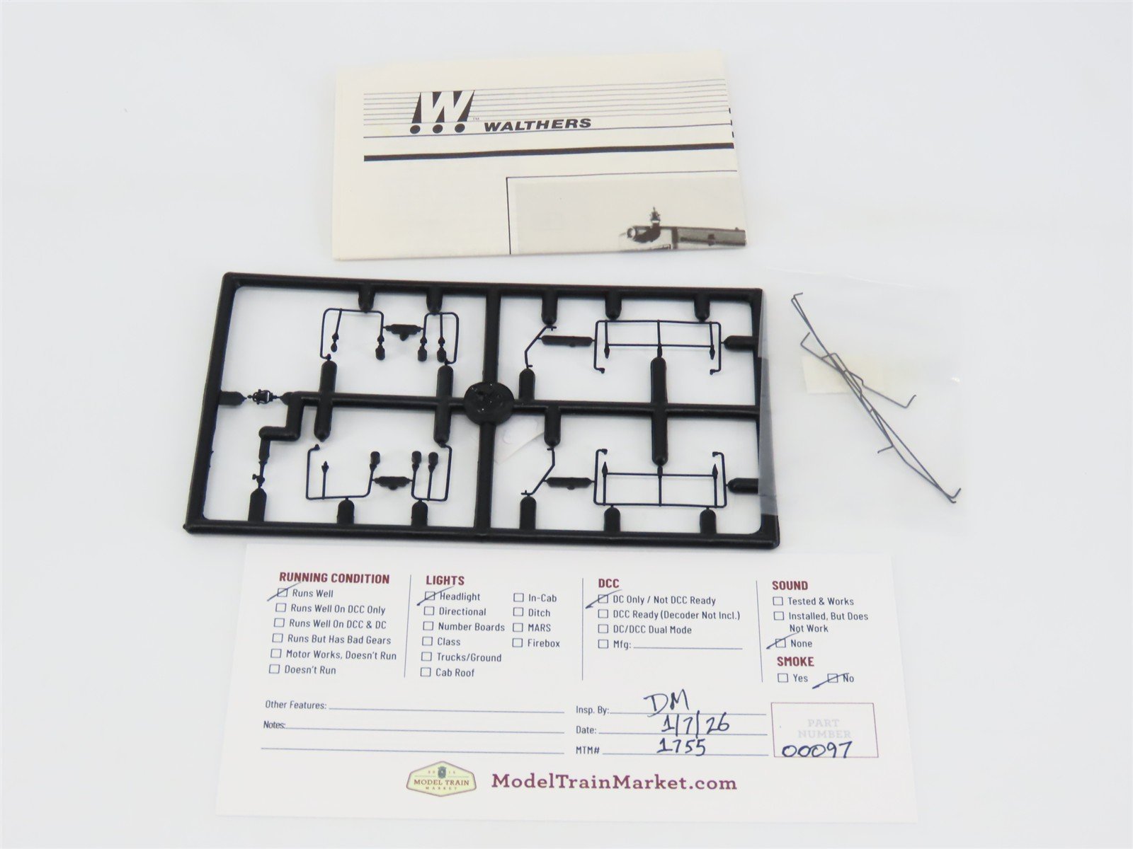 HO Scale Walthers 932-1355 BN Burlington Northern EMD SW-1 Diesel Switcher #93