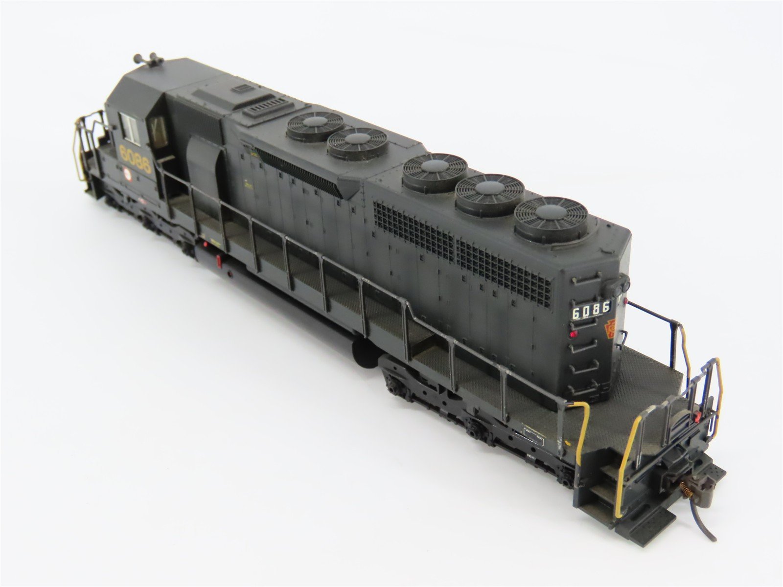 HO Scale KATO 37-01B PRR Pennsylvania EMD SD40 Diesel Locomotive #6086