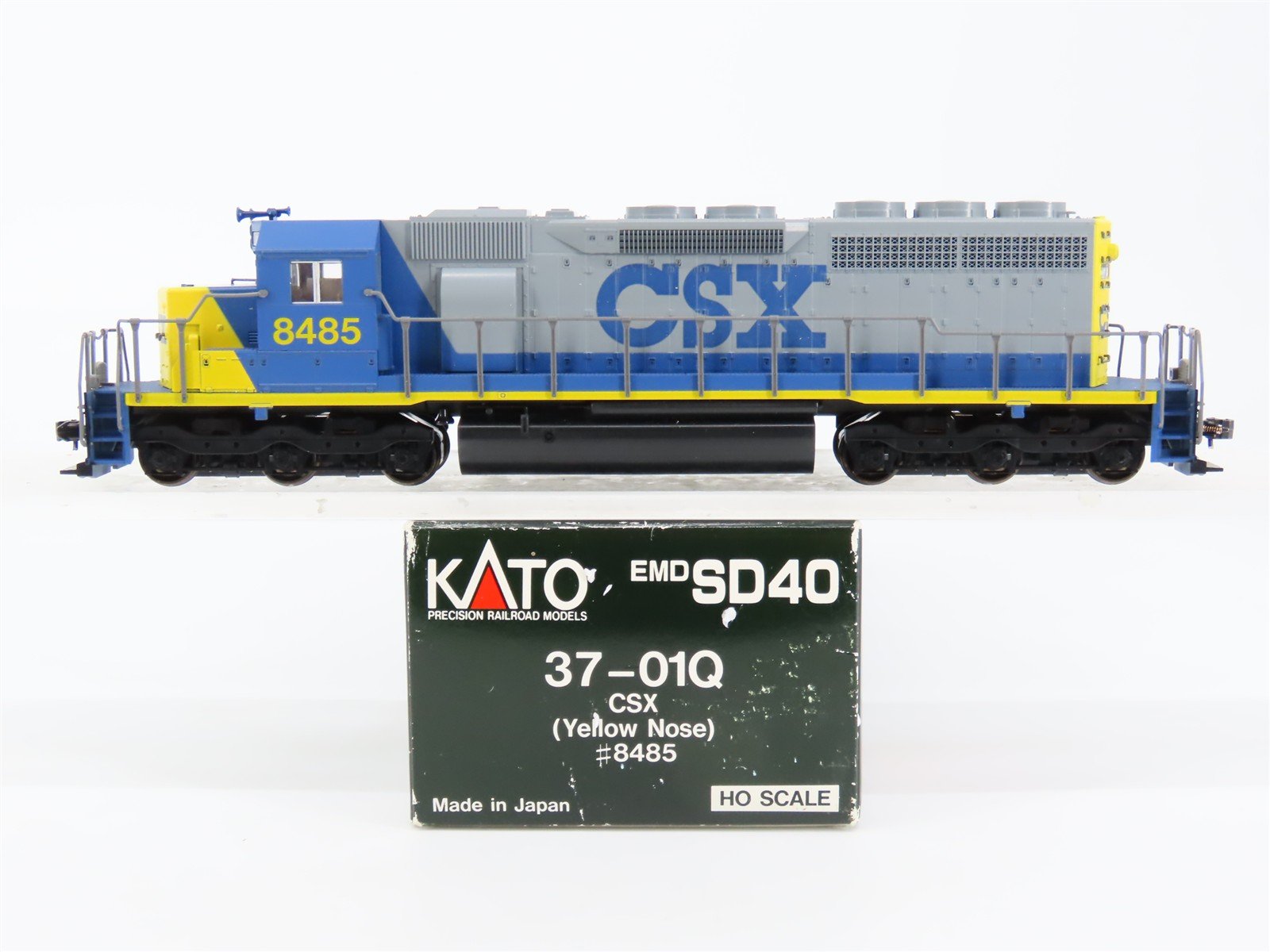HO Scale KATO 37-01Q CSX Transportation EMD SD40 Diesel Locomotive #8485
