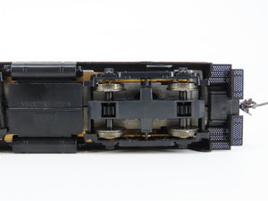 HO Scale KATO 37-10F CB&Q Burlington EMD NW2 Ph. I Diesel Switcher #9208