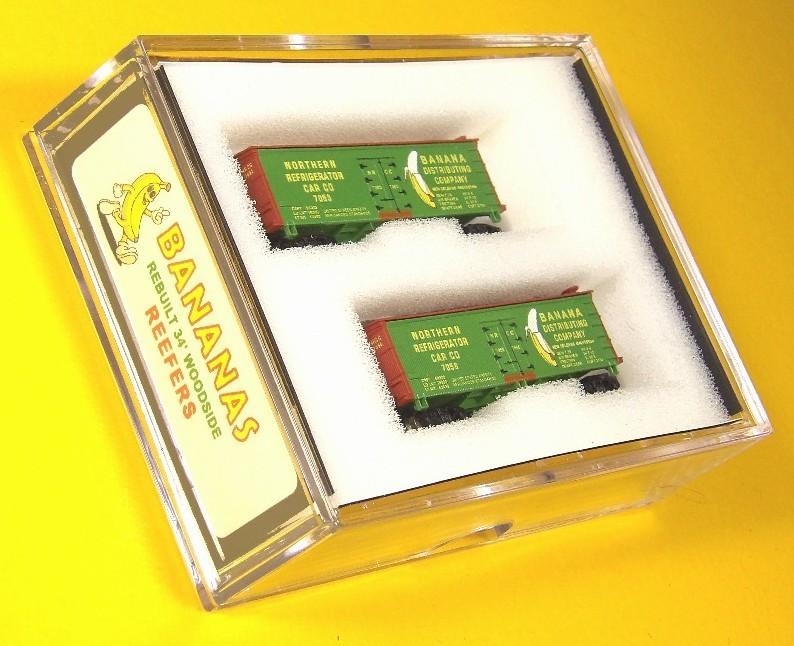Z Scale FULL THROTTLE FTB9202-1 NRCC Bananas 34' Woodside Reefers Set #1