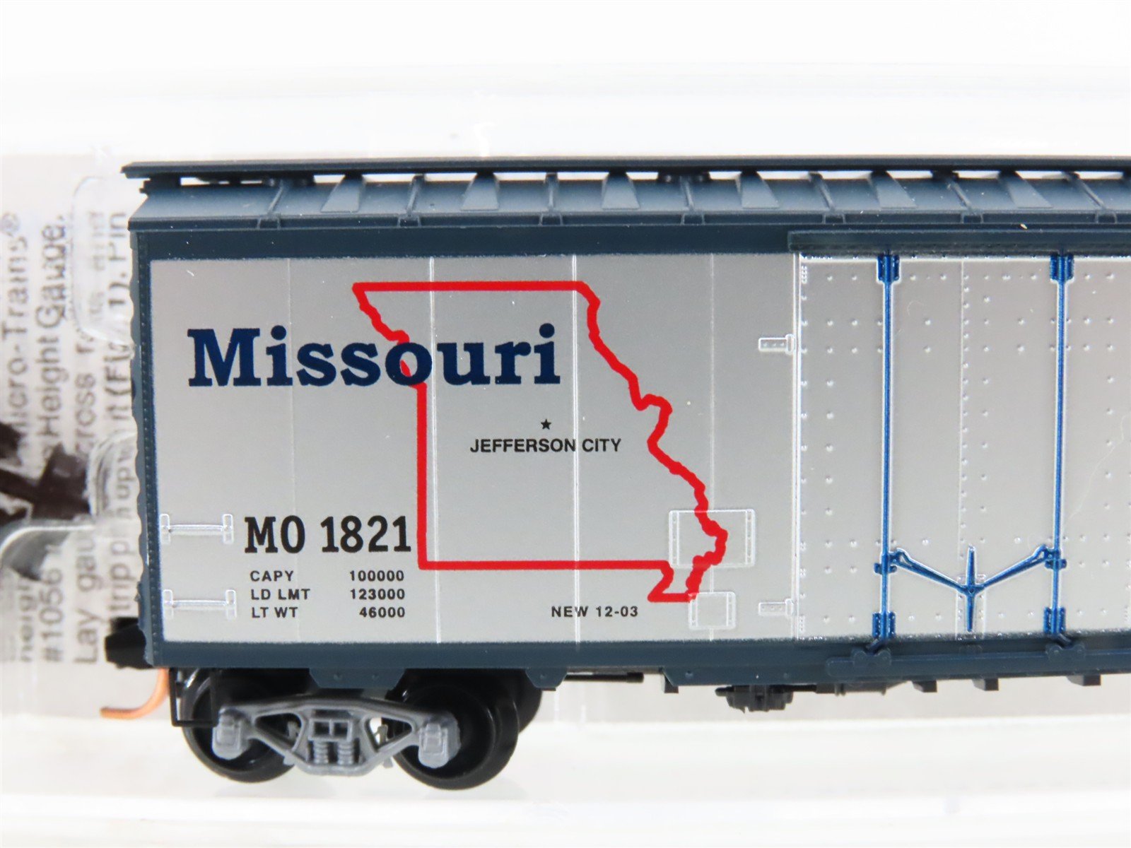 N Scale Micro-Trains MTL 21373 MO Missouri State 40' Plug Door Box Car #1821