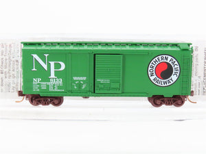 N Scale Micro-Trains MTL 22090 NP Northern Pacific 40' Box Car #8133