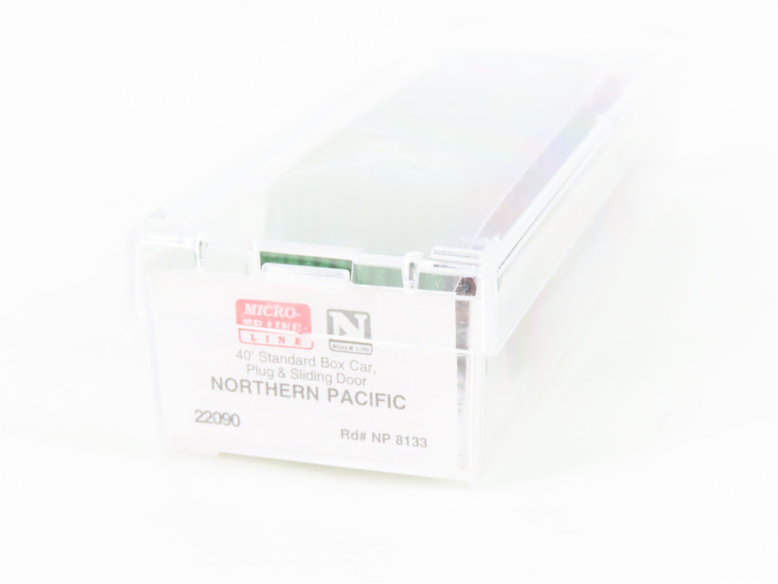 N Scale Micro-Trains MTL 22090 NP Northern Pacific 40' Box Car #8133