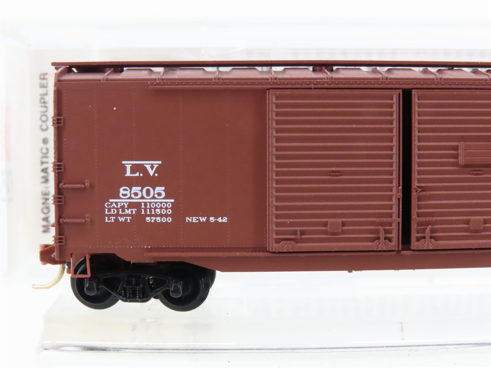 N Scale Micro-Trains MTL 78040 LV Lehigh Valley 50' Auto Box Car #8505
