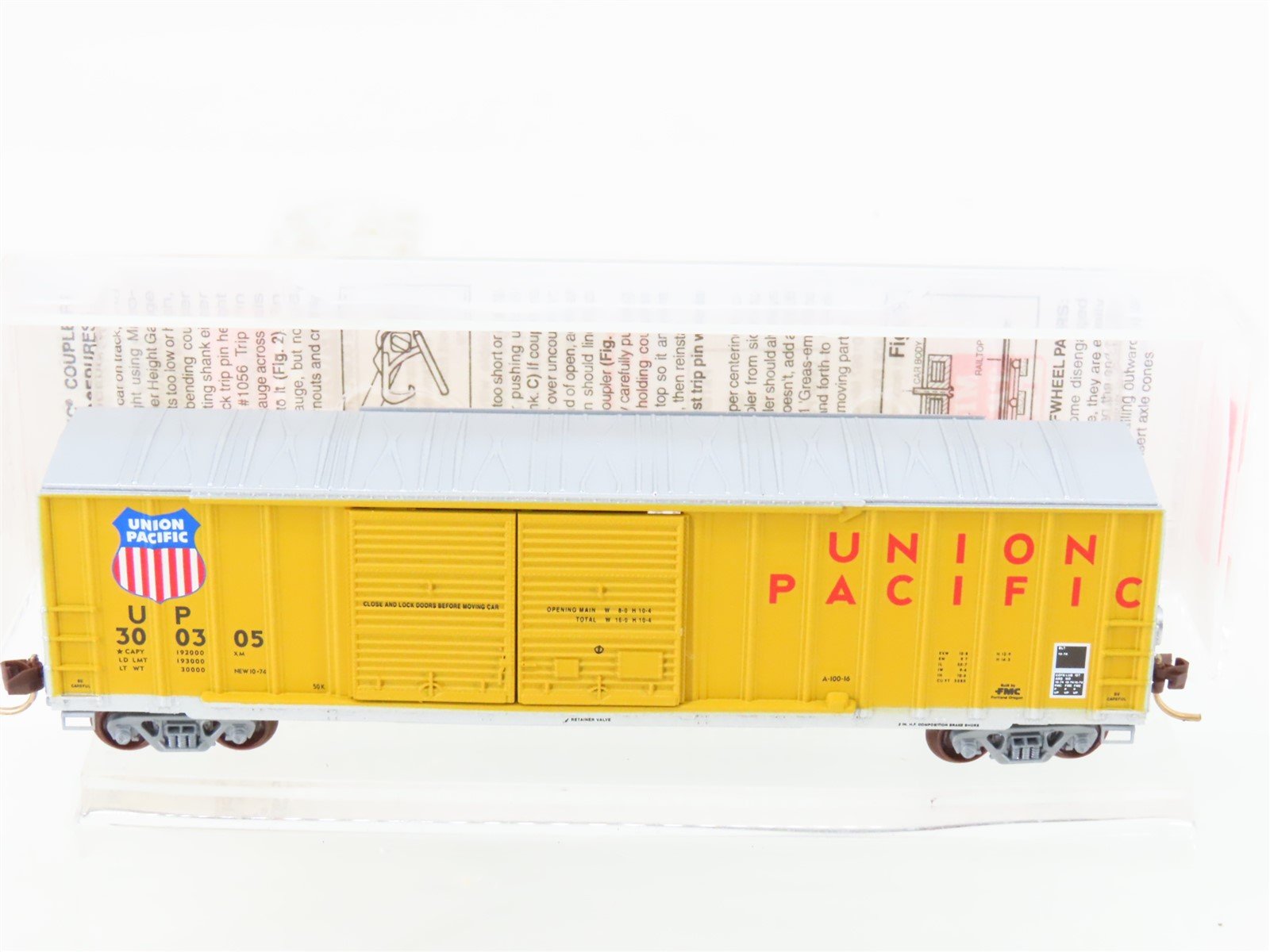 N Scale Micro-Trains MTL 30180 UP Union Pacific 50' Rib Side Box Car #300305