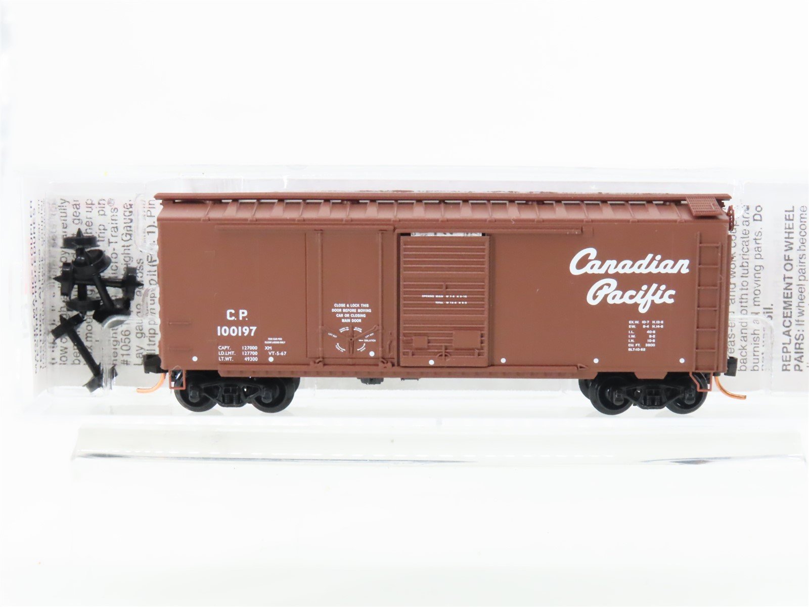 N Scale Micro-Trains MTL 22110 CP Canadian Pacific 40' Box Car #100197