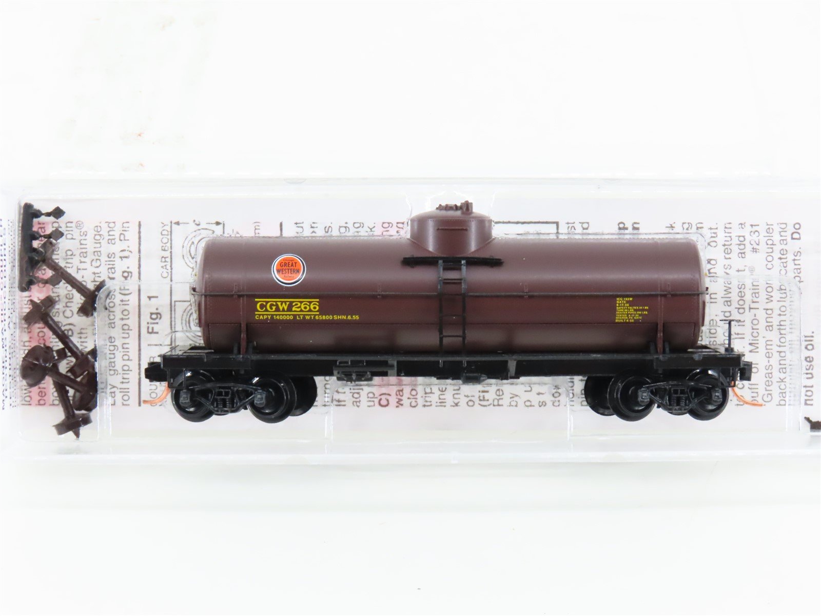 N Micro-Trains MTL 65320 CGW Chicago Great Western Single Dome Tank Car #266