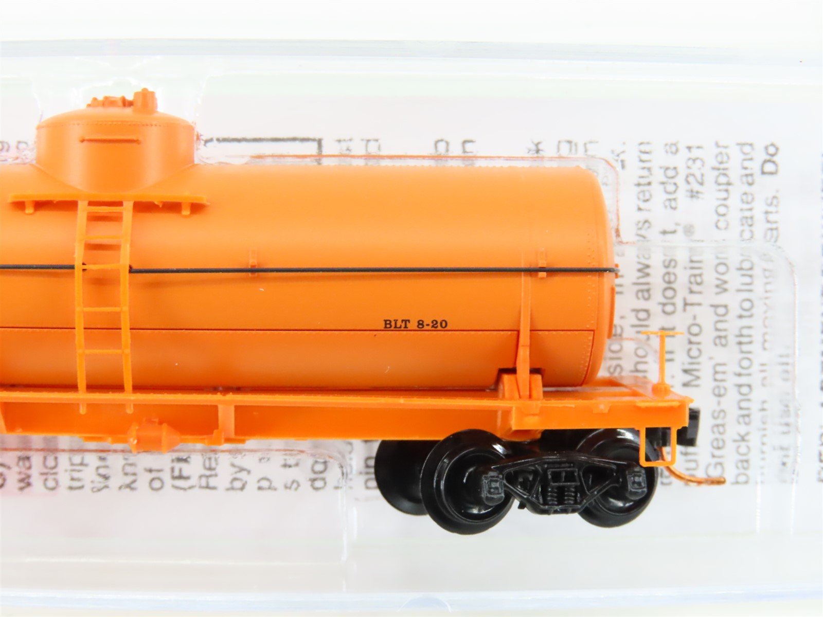 N Scale Micro-Trains MTL 06500620 NP Northern Pacific Single Dome Tank Car #255