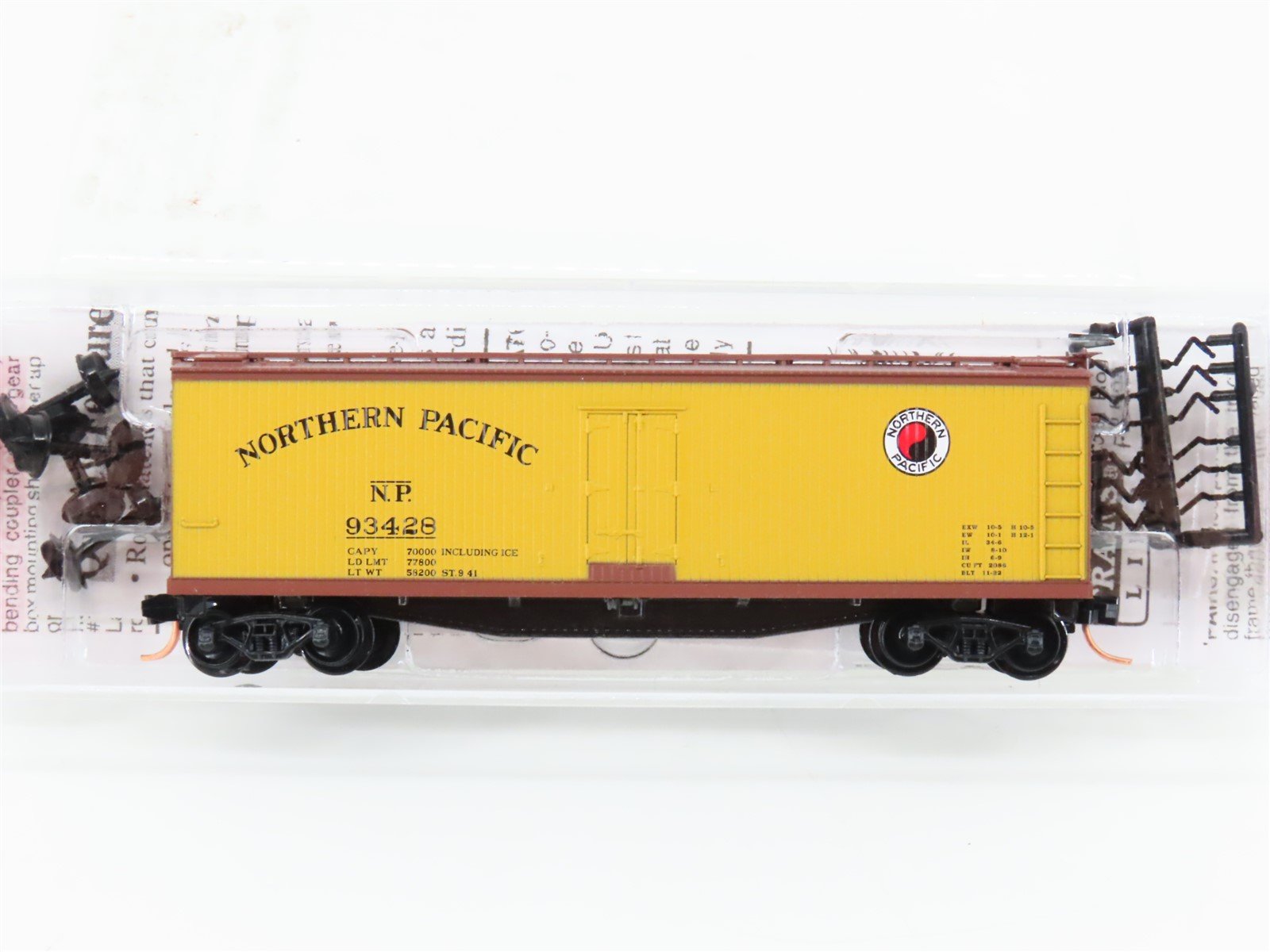 N Scale Micro-Trains MTL 49260 NP Northern Pacific 40' Wood Reefer #93428
