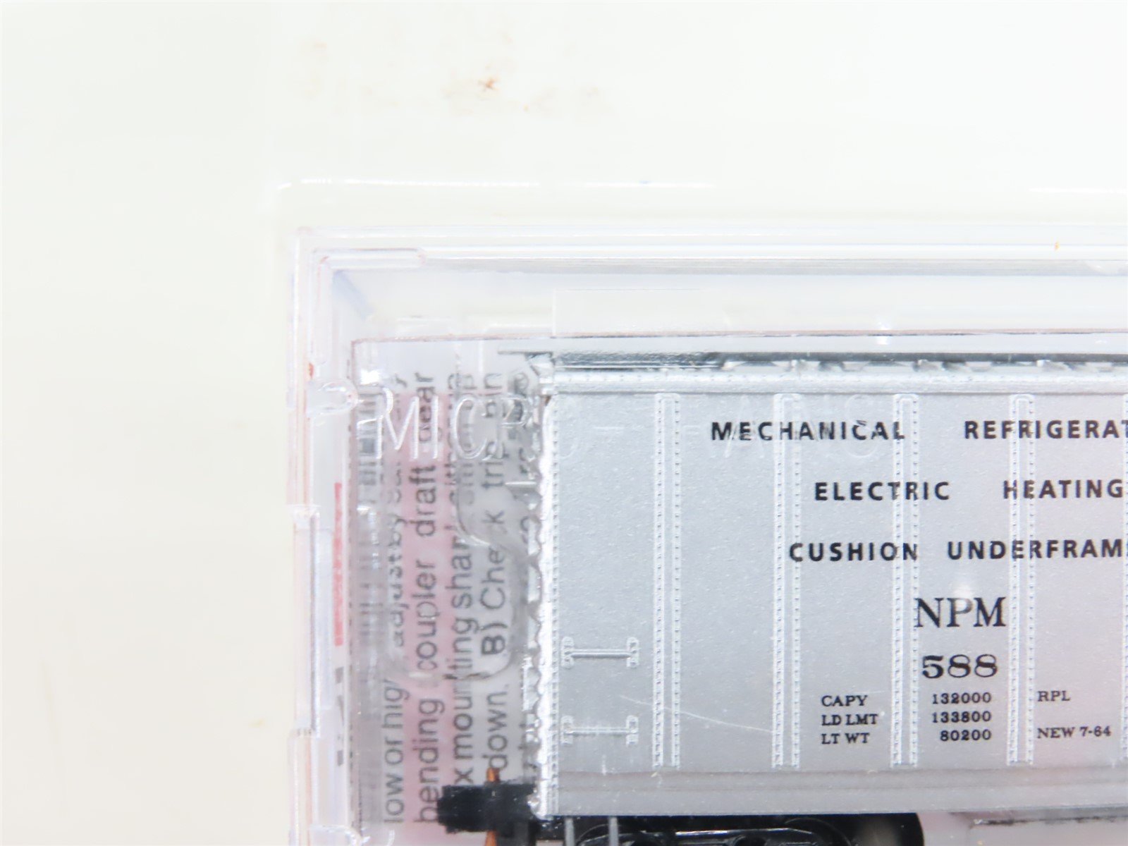 N Scale Micro-Trains MTL 07000050 NPM Northern Pacific Mechanical Reefer #588
