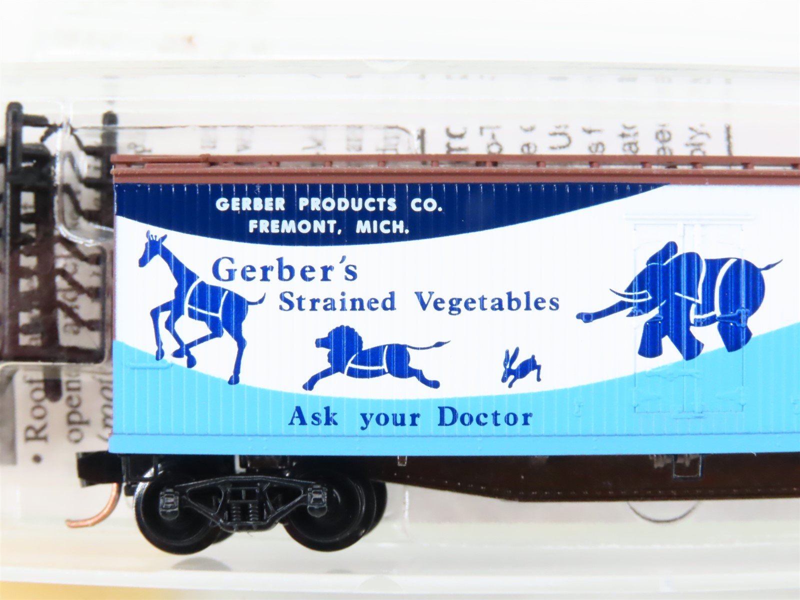 N Scale Micro-Trains MTL 49330 GSVX Gerber Products Co. 40' Wood Reefer #1001