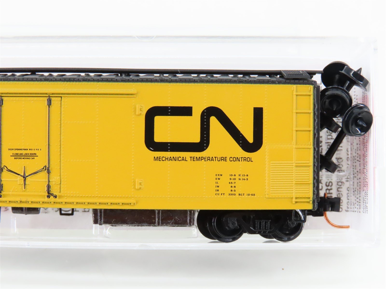 N Scale Micro-Trains MTL 06900180 CN Canadian National Mechanical Reefer #231031