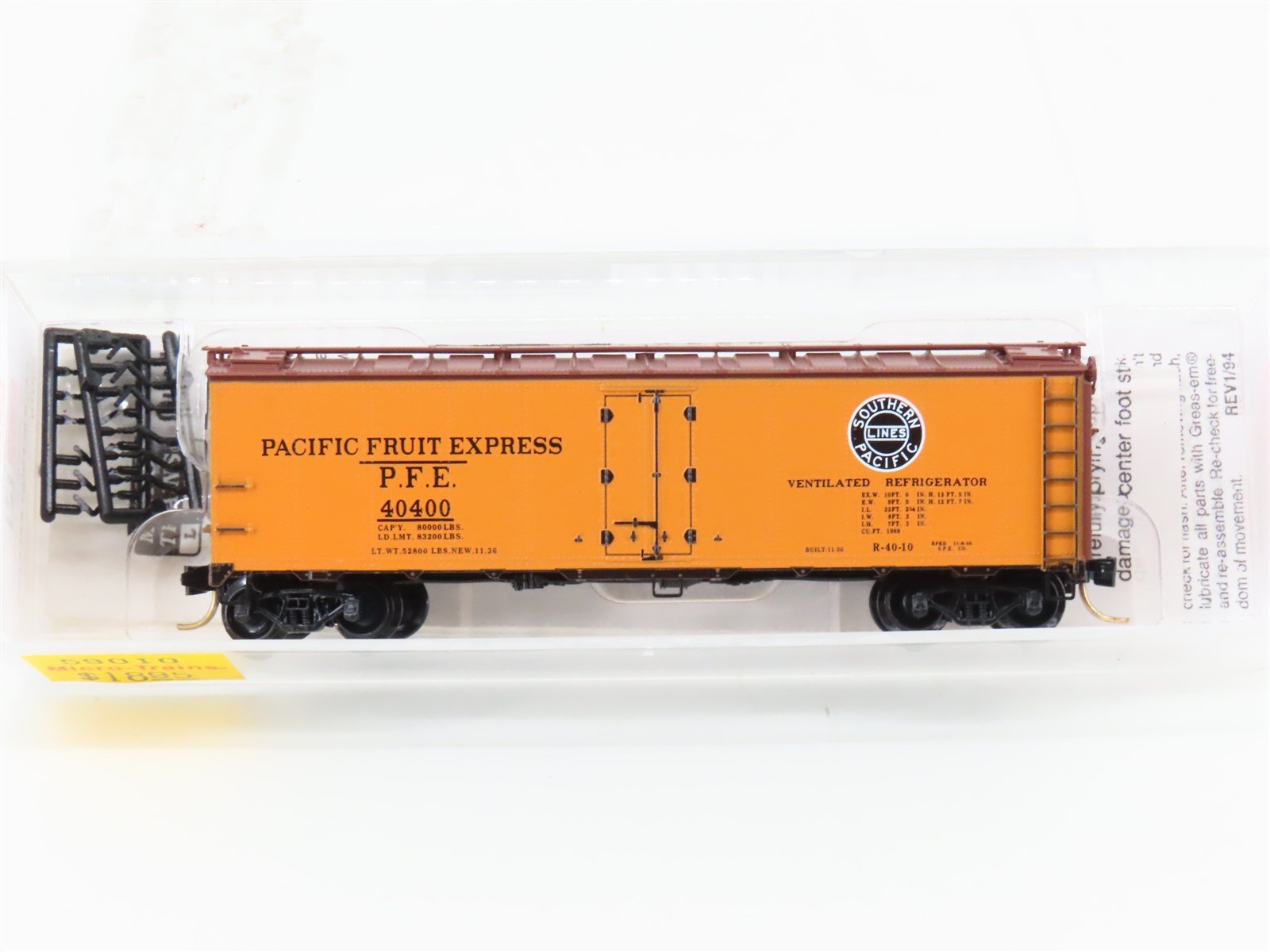 N Scale Micro-Trains MTL 59010 UP SP PFE Pacific Fruit Express 40' Reefer #40400