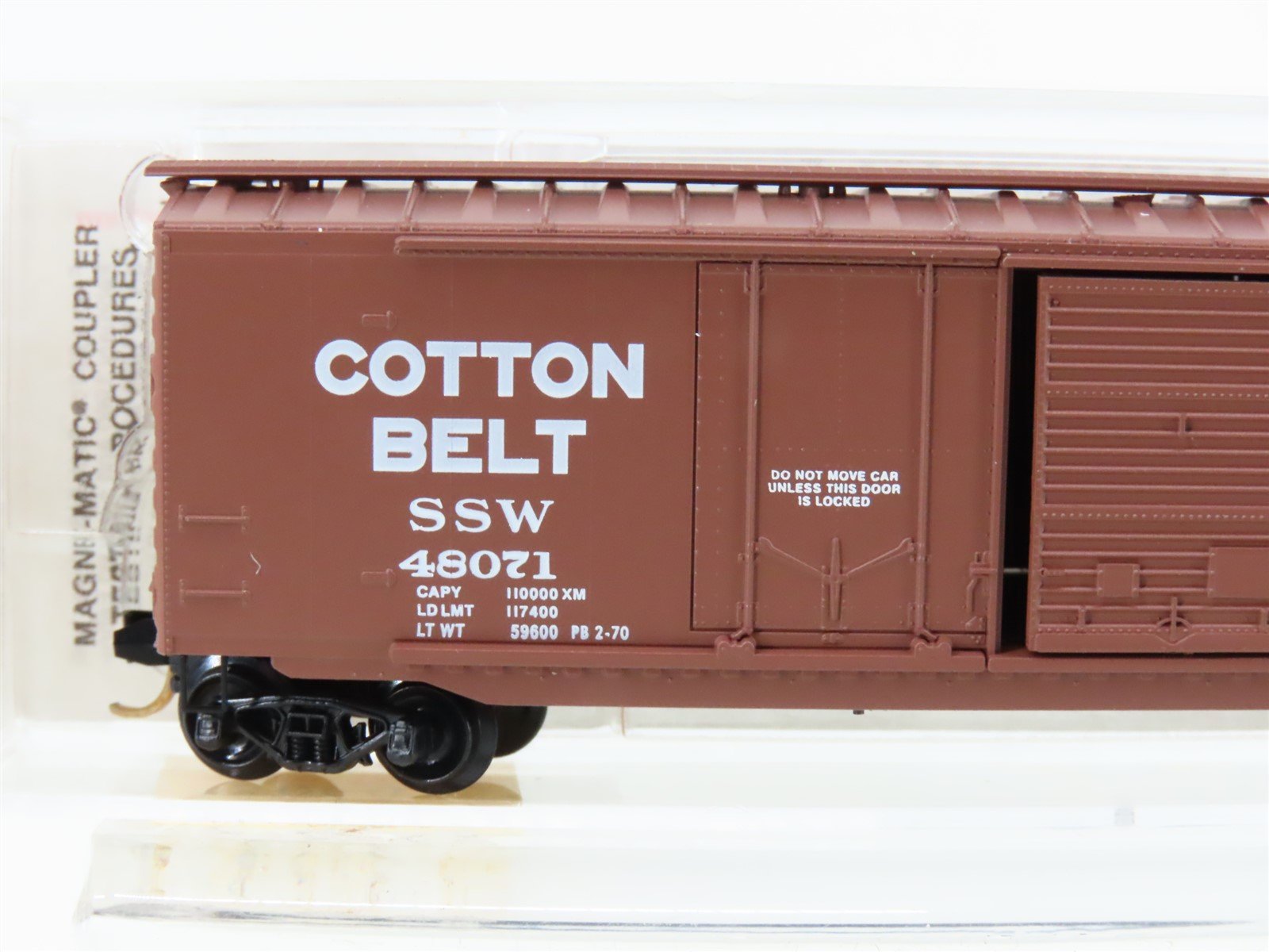 N Scale Micro-Trains MTL 33060 SSW Cotton Belt Blue Streak 50' Box Car #48071