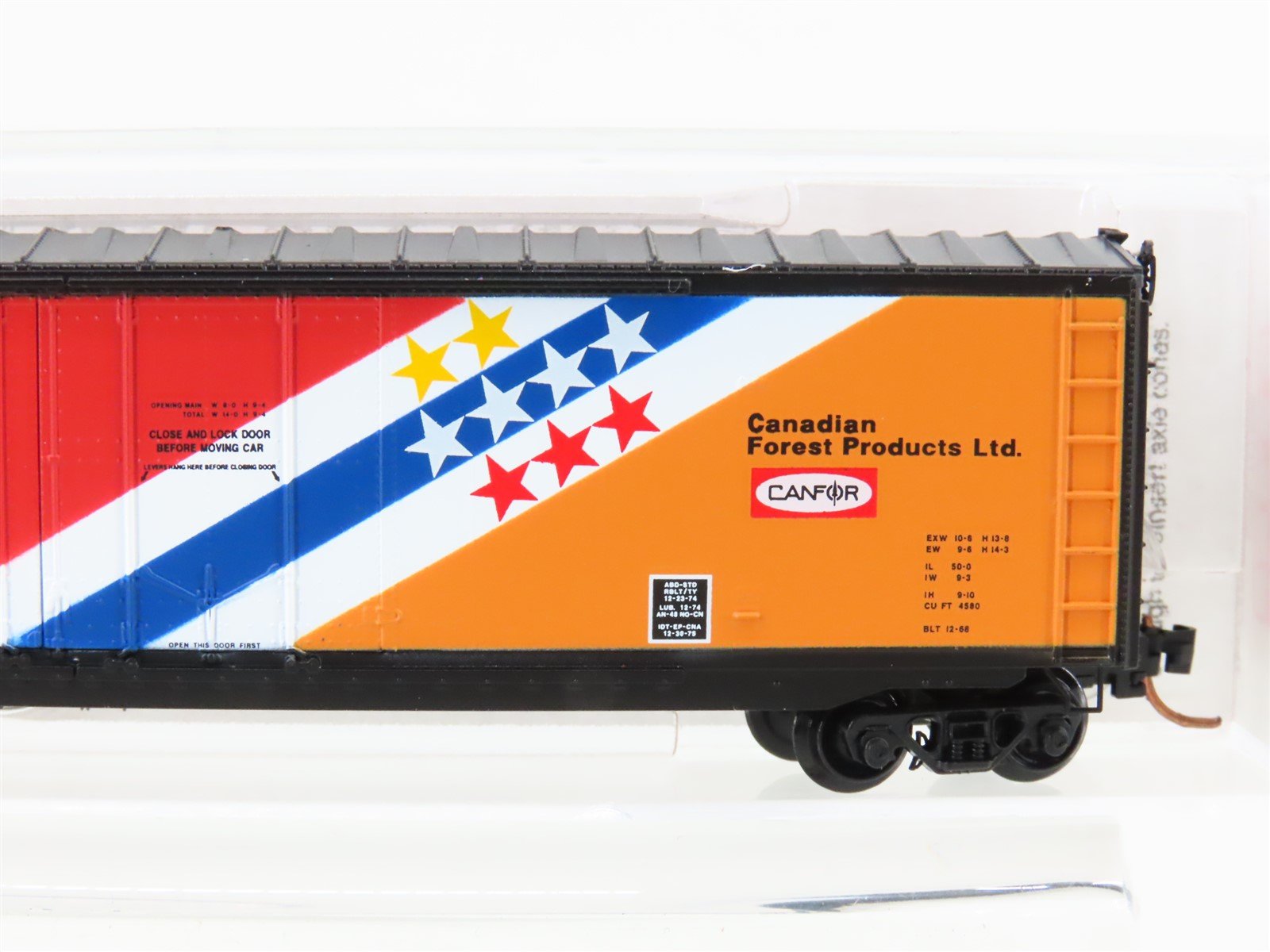 N Micro-Trains MTL 75050 USLX Canadian Forest Products Ltd 50' Box Car #476