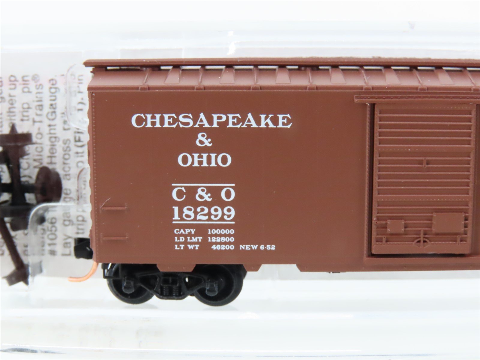 N Scale Micro-Trains MTL 20440 C&O Chesapeake & Ohio Railroad 40' Box Car #18299