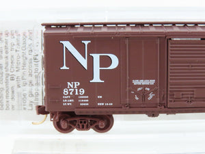 N Scale Micro-Trains MTL 22040 NP Northern Pacific Railway 40' Box Car #8719