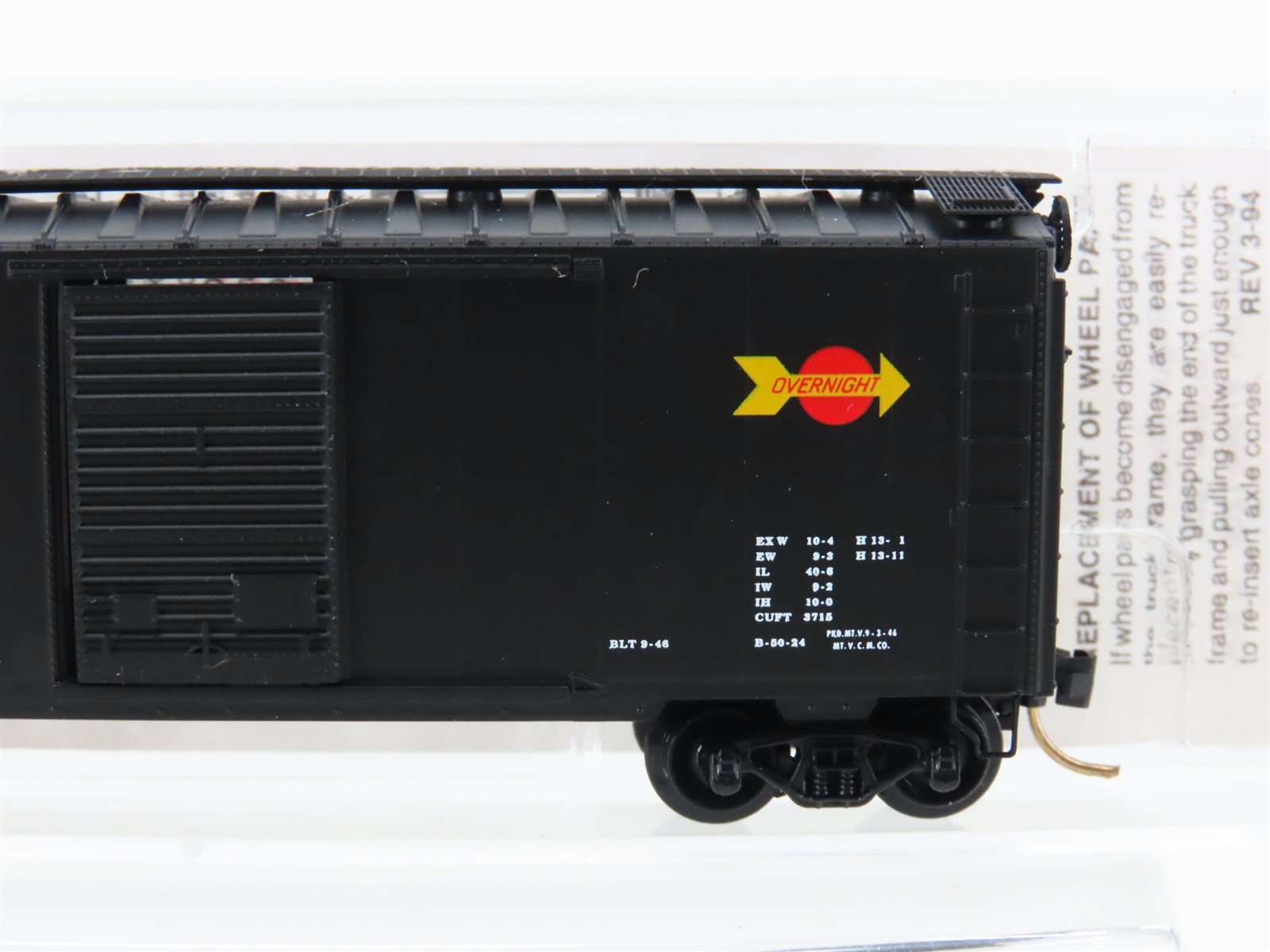 N Scale Micro-Trains MTL 20090 SP Southern Pacific Overnight 40' Box Car #97947