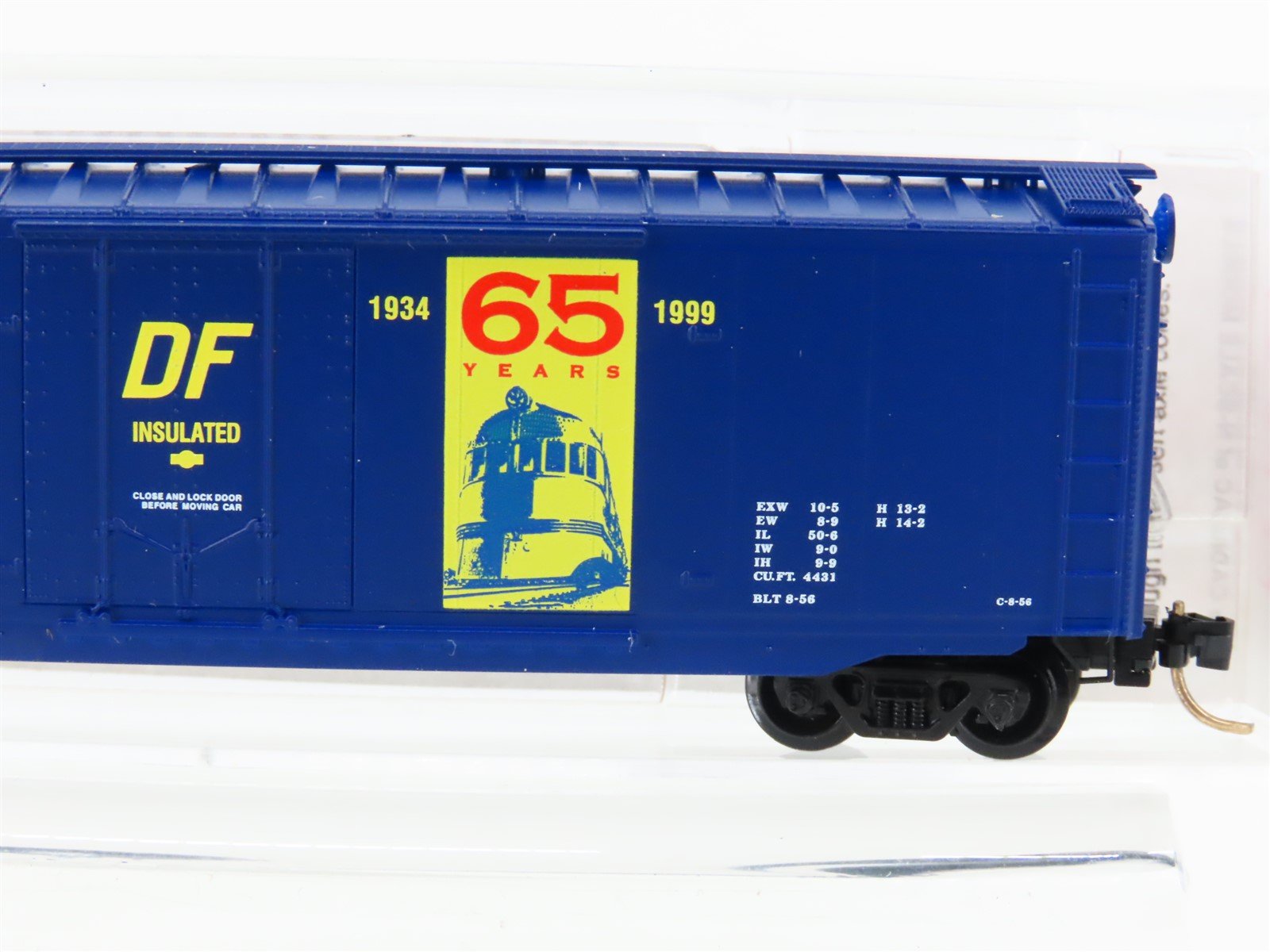 N Scale Micro-Trains MTL 32360 MR Model Railroader 65 Years 50' Box Car #346599