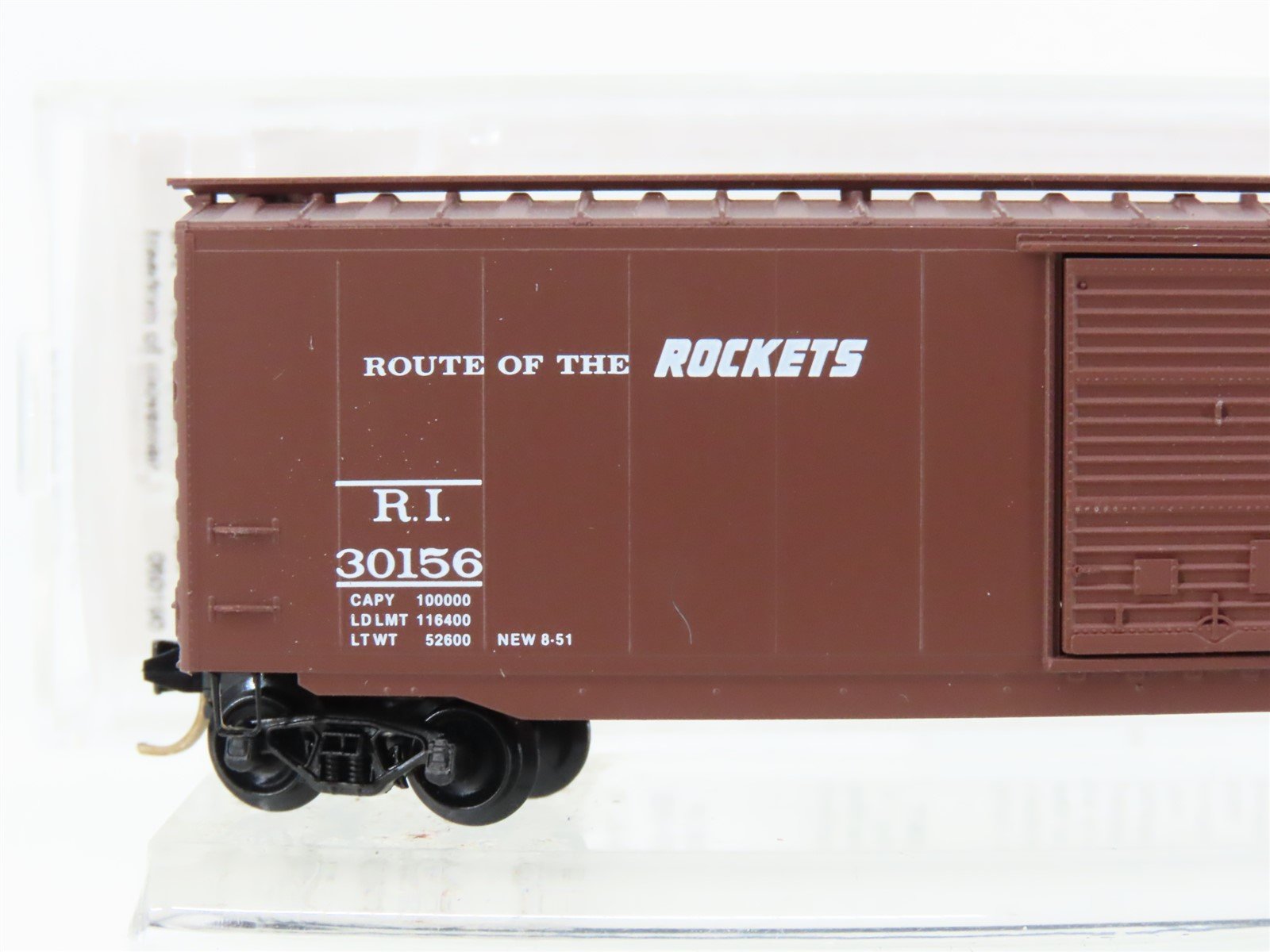 N Scale Micro-Trains MTL 31240 RI Route Of The Rockets 50' Box Car #30156