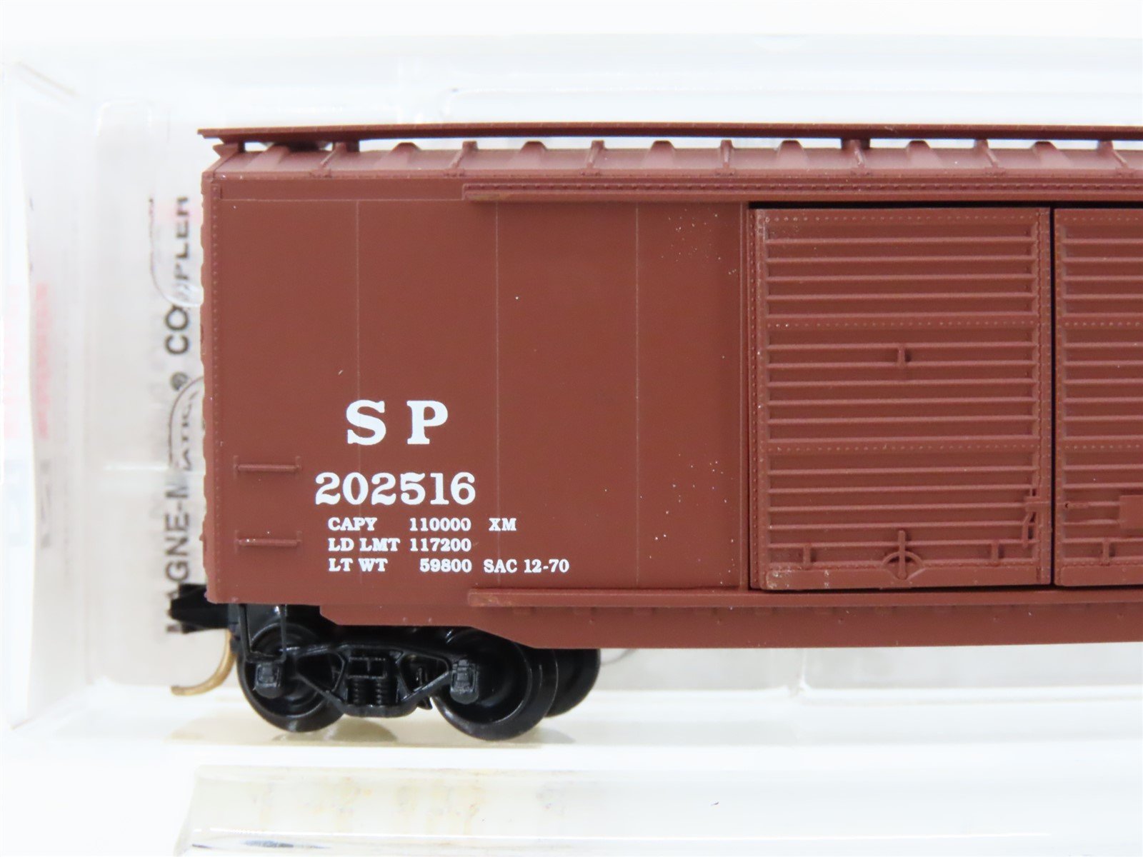 N Scale Micro-Trains MTL 34050 SP Southern Pacific Railroad 50' Box Car #202516