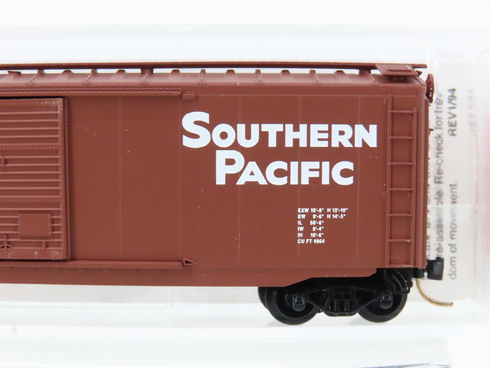 N Scale Micro-Trains MTL 34050 SP Southern Pacific Railroad 50' Box Car #202516