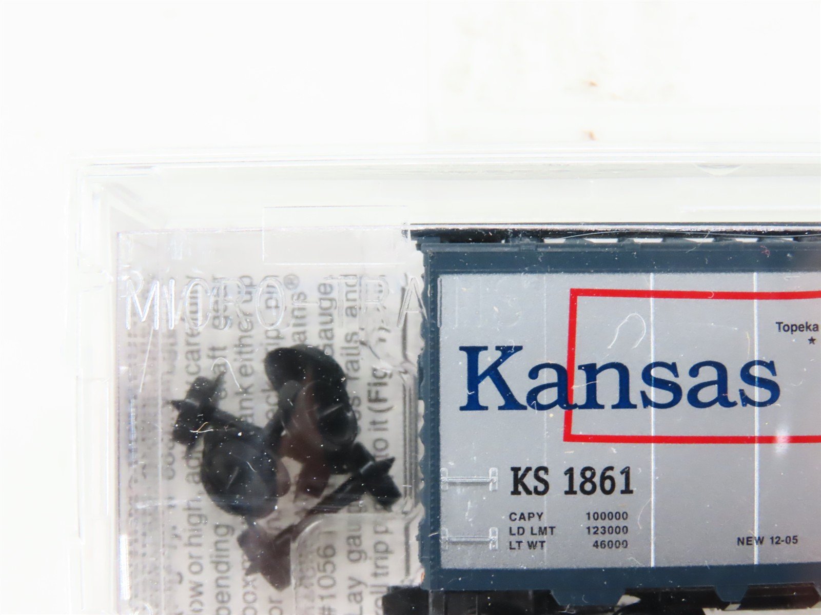 N Scale Micro-Trains MTL 02100396 KS Kansas State 40' Plug Door Box Car #1861