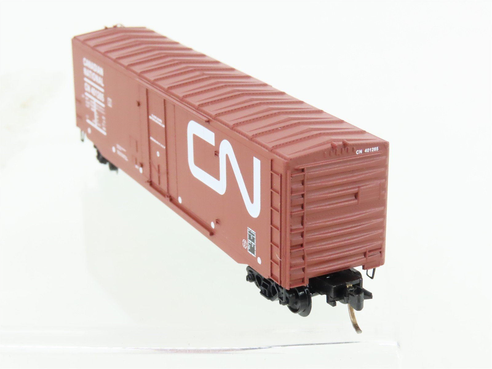 N Micro-Trains MTL 38190 CN Canadian National 50' Plug Door Box Car #401265
