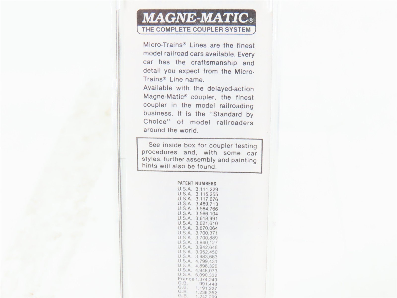 N Micro-Trains MTL 38190 CN Canadian National 50' Plug Door Box Car #401265