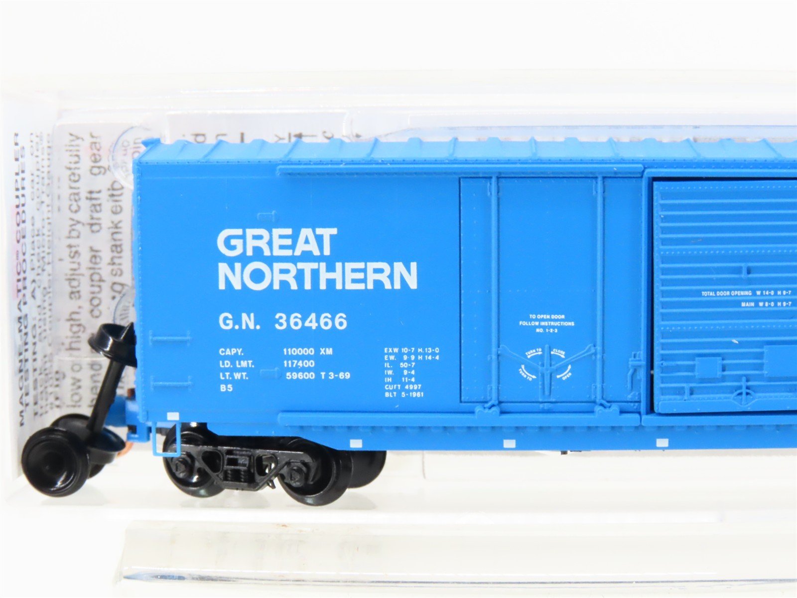 N Scale Micro-Trains MTL 76060 GN Great Northern Big Sky Blue 50' Box Car #36466