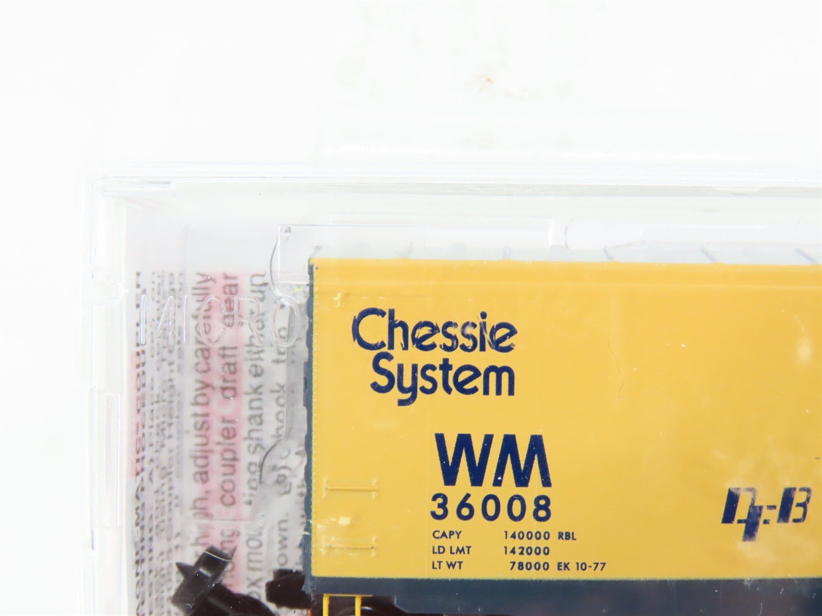 N Scale Micro-Trains MTL 03800320 WM Chessie System 50' Plug Door Box Car #36008