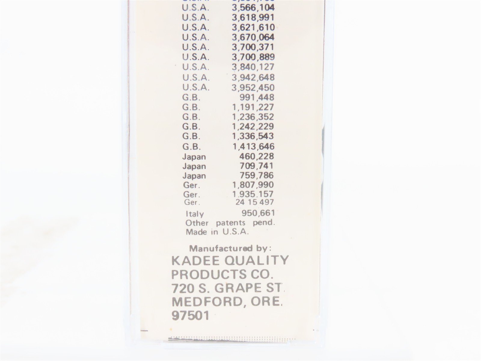 N Scale Kadee Micro-Trains MTL 42120 C&O Chesapeake & Ohio 40' Box Car #84721