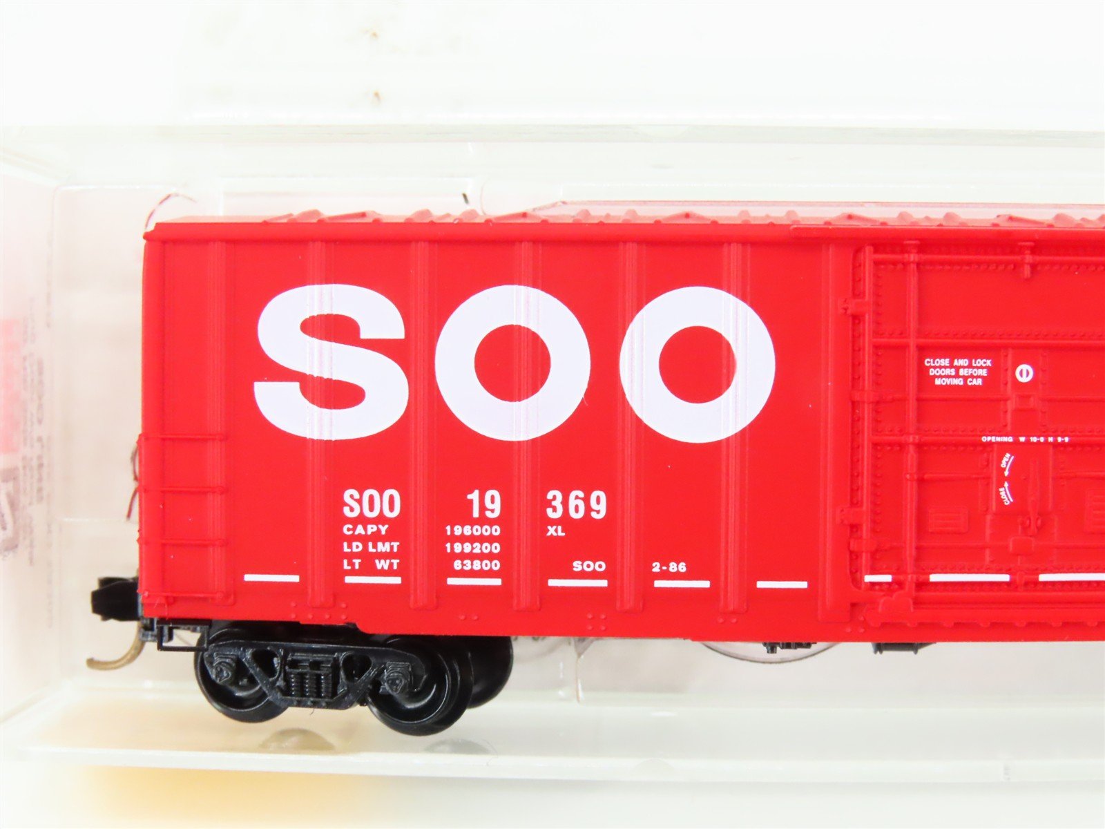 N Scale Micro-Trains MTL 27260 SOO Line 50' Plug Door Box Car #19369