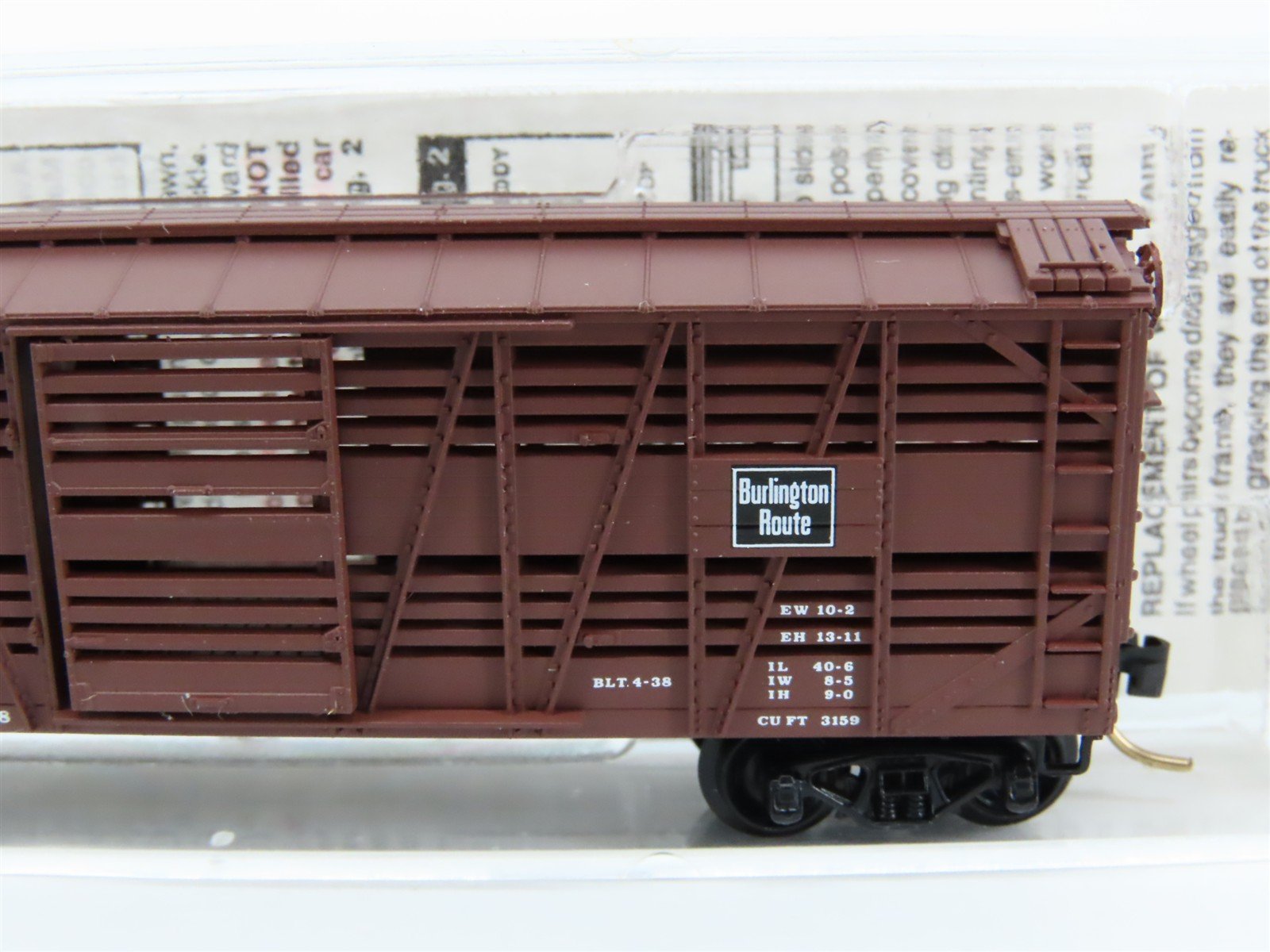N Scale Micro-Trains MTL 35130 CB&Q Burlington Route 40' Stock Car #52145