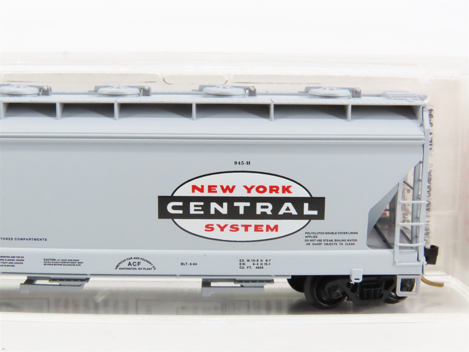 N Scale Micro-Trains MTL 93030 NYC New York Central System 3-Bay Hopper #886025