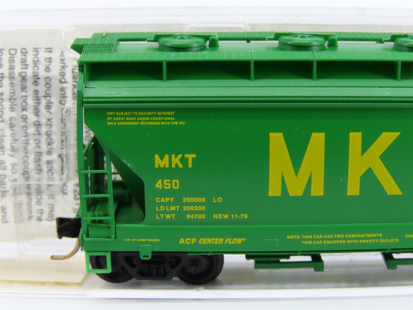N Scale Micro-Trains MTL 92040 MKT 2-Bay Covered Centerflow Hopper #450