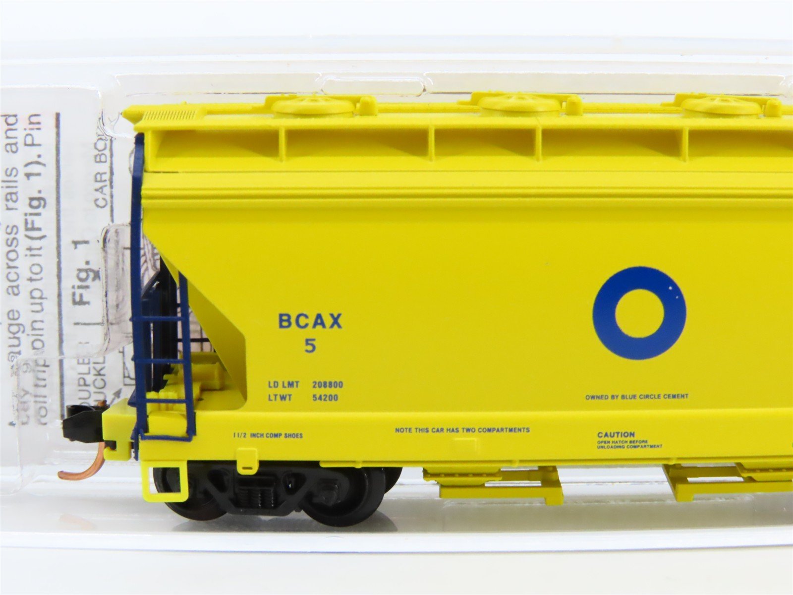 N Scale Micro-Trains MTL 92140 BCAX Blue Circle Cement 2-Bay Covered Hopper #5