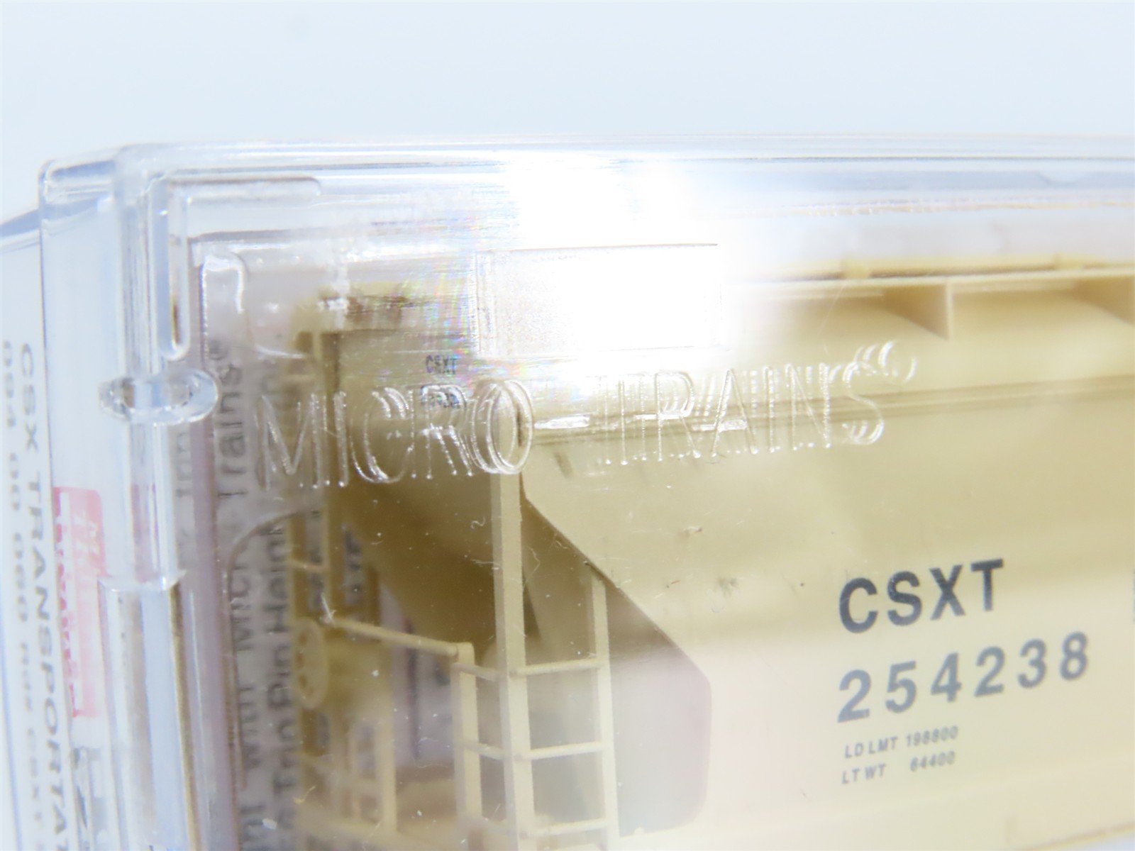 N Scale Micro-Trains MTL 09400060 CSXT 3-Bay Covered Hopper #254238