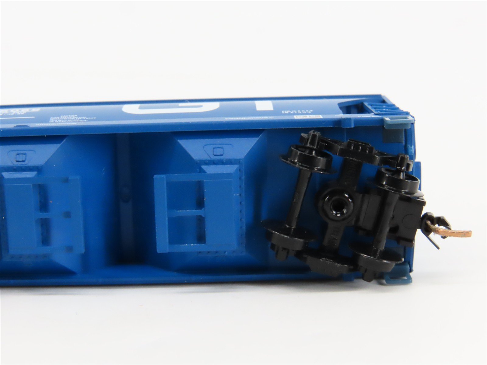N Micro-Trains MTL 92010 GTW Grand Trunk Western 2-Bay Covered Hopper #315065