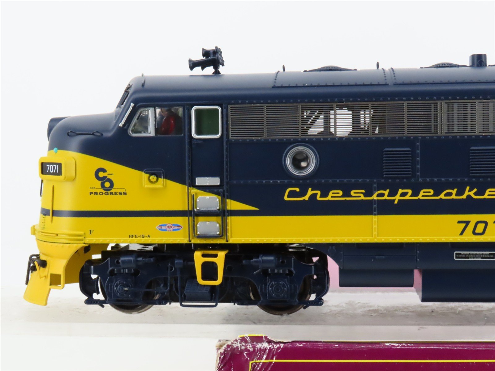 O Scale 2-Rail MTH 22-20611-2 C&O Chesapeake & Ohio F7A Diesel #7071 wDCC/DCS