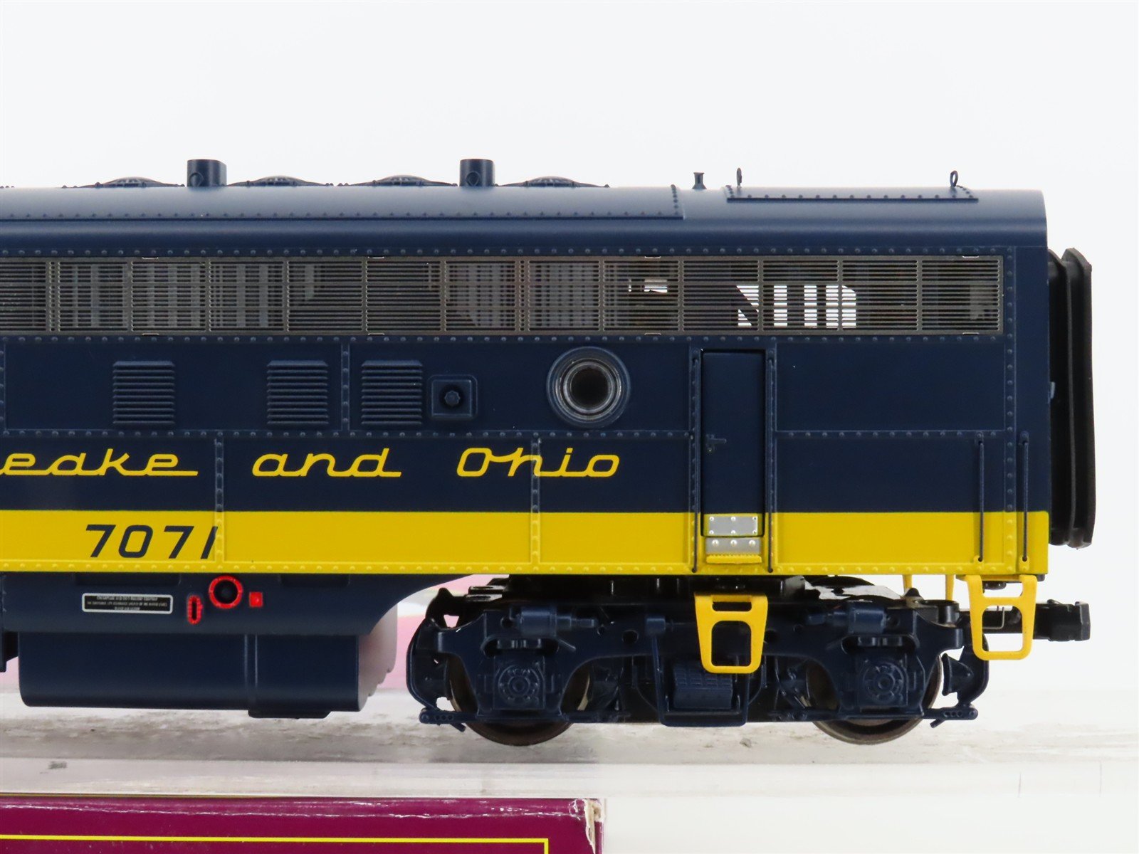 O Scale 2-Rail MTH 22-20611-2 C&O Chesapeake & Ohio F7A Diesel #7071 wDCC/DCS
