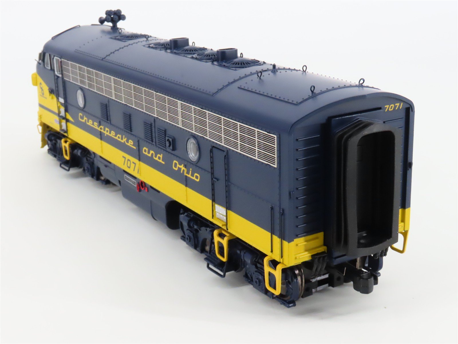 O Scale 2-Rail MTH 22-20611-2 C&O Chesapeake & Ohio F7A Diesel #7071 wDCC/DCS