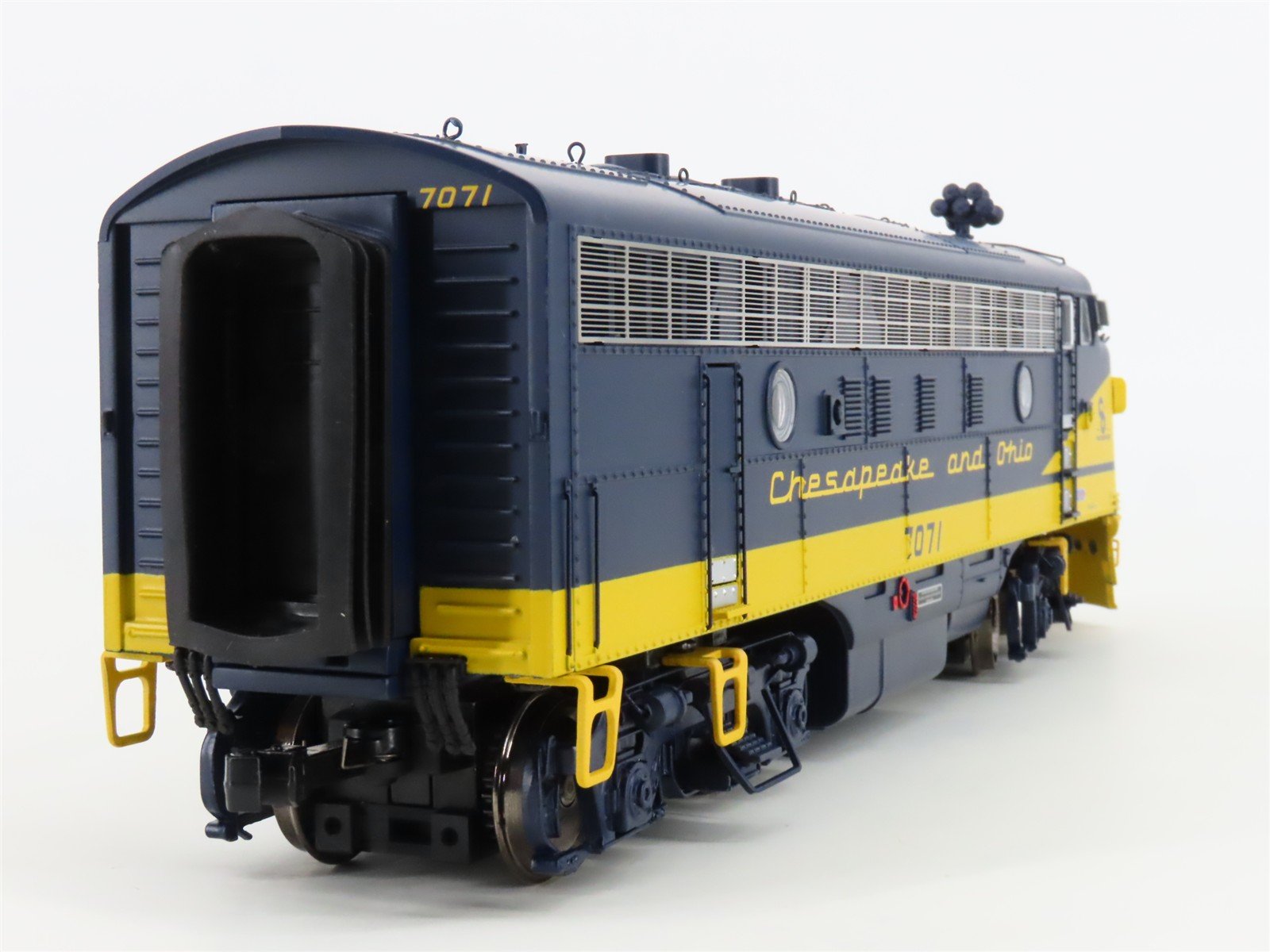 O Scale 2-Rail MTH 22-20611-2 C&O Chesapeake & Ohio F7A Diesel #7071 wDCC/DCS